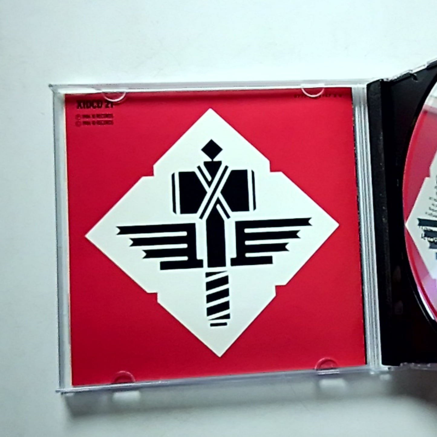 Manowar – Sign Of The Hammer (CD) Europe XIDCD 21