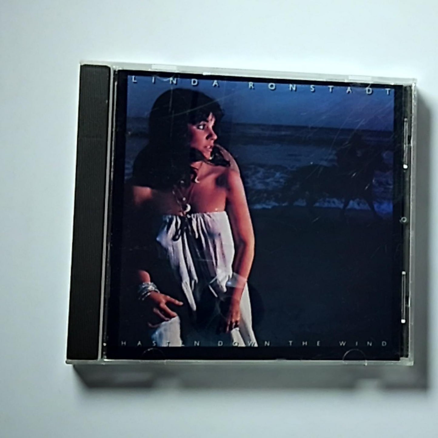 Linda Ronstadt – Hasten Down The Wind (CD) US 1072-2