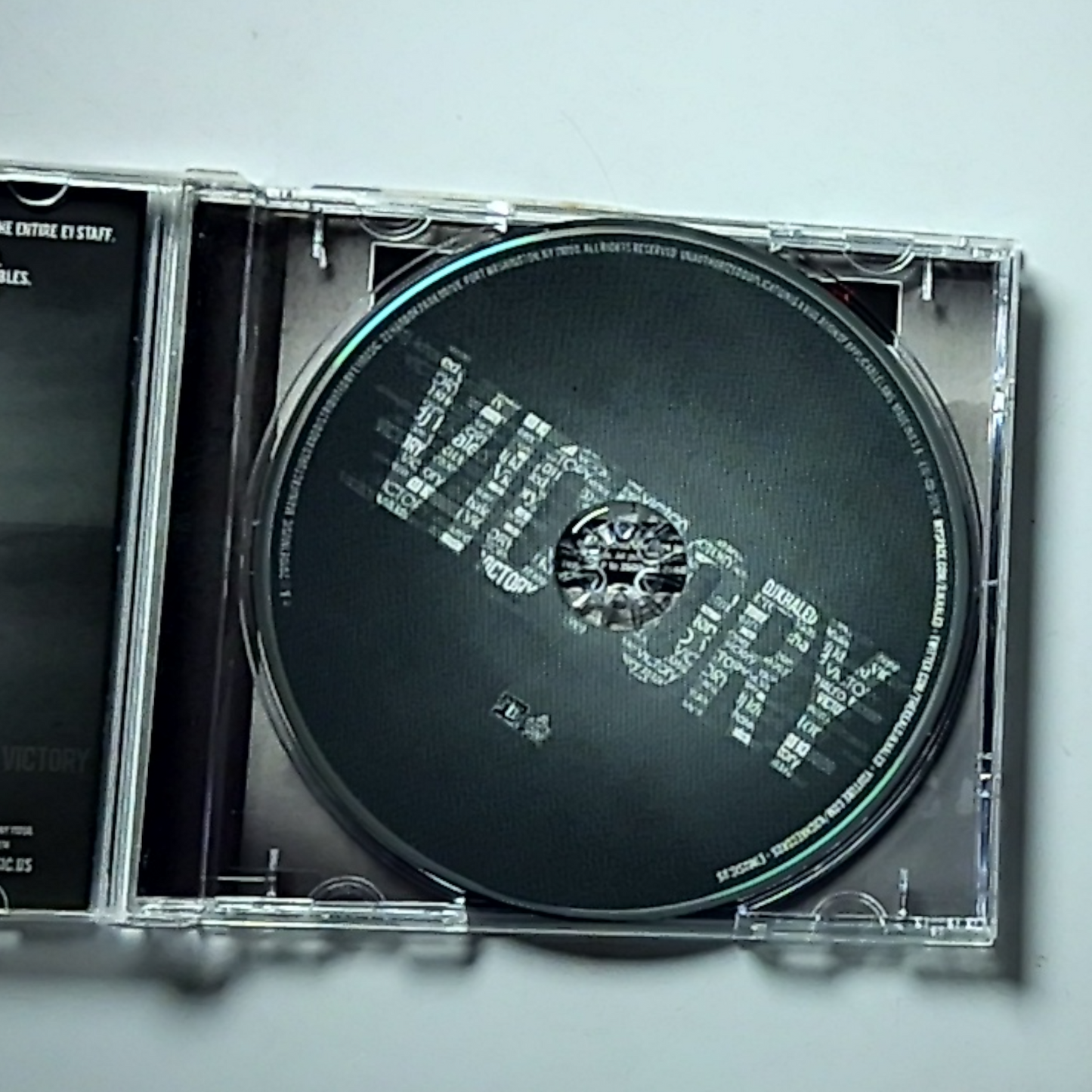 DJ Khaled – Victory (CD, 2010) US E1E-CD-2074