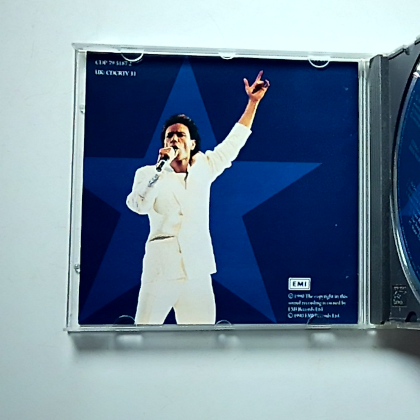 Cliff Richard – From A Distance: The Event (CD, 1990) Europe CDP 79 5187 2