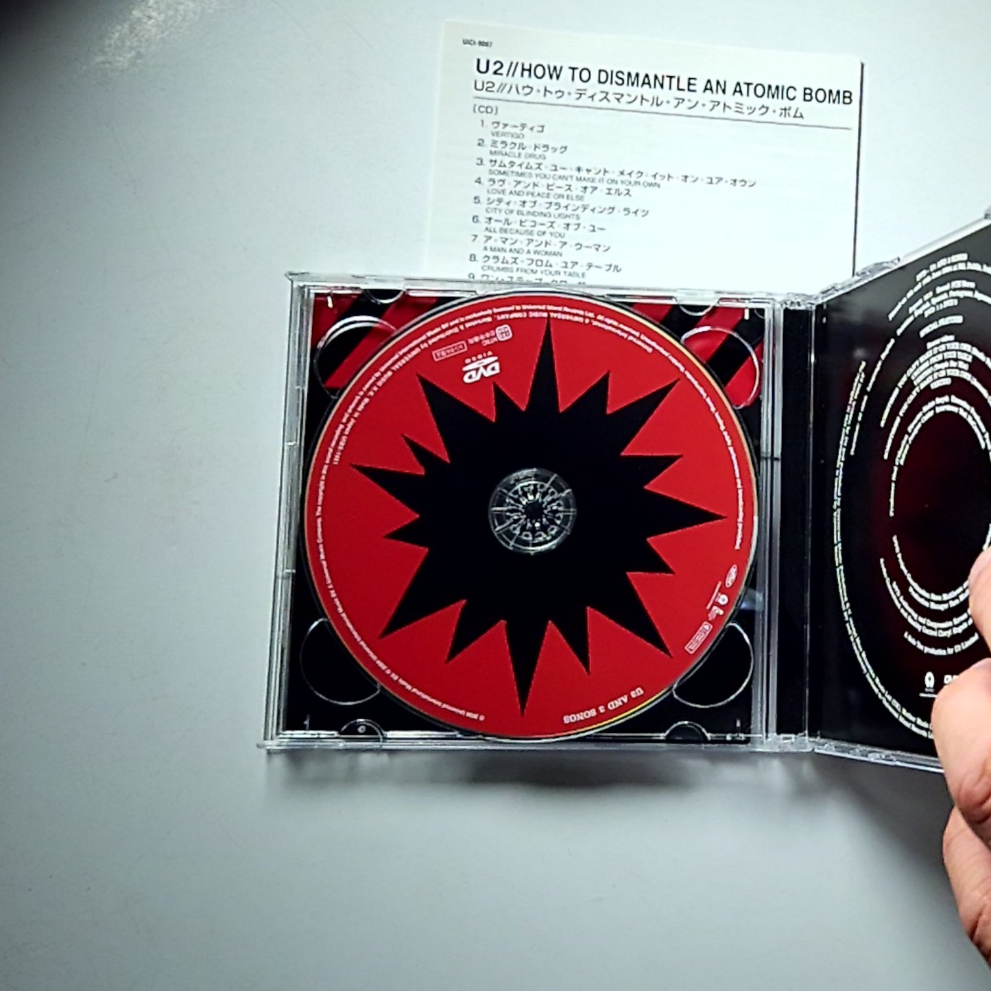U2 – How To Dismantle An Atomic Bomb (CD + DVD, 2004) Japan UICI-9007