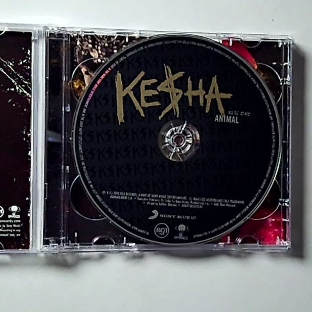 Kesha – Animal + Cannibal (CD, 2010) Australia 88697-80559-2