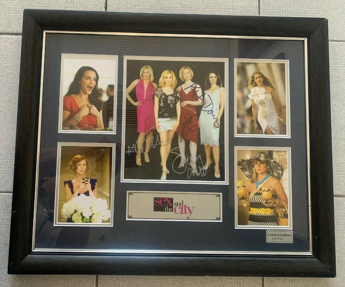 Sex And The City Frame And Signed Limited Edition 284/500 Hanging Picture Frame