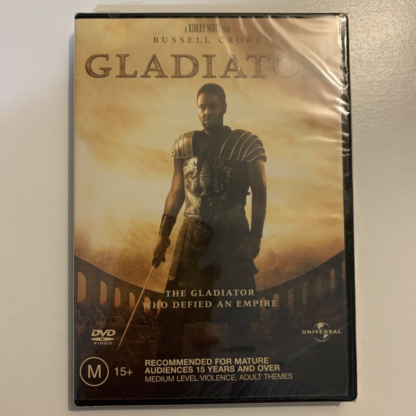 *New Sealed* Gladiator (DVD, 2004) Russell Crowe, Joaquin Phoenix. Region 4