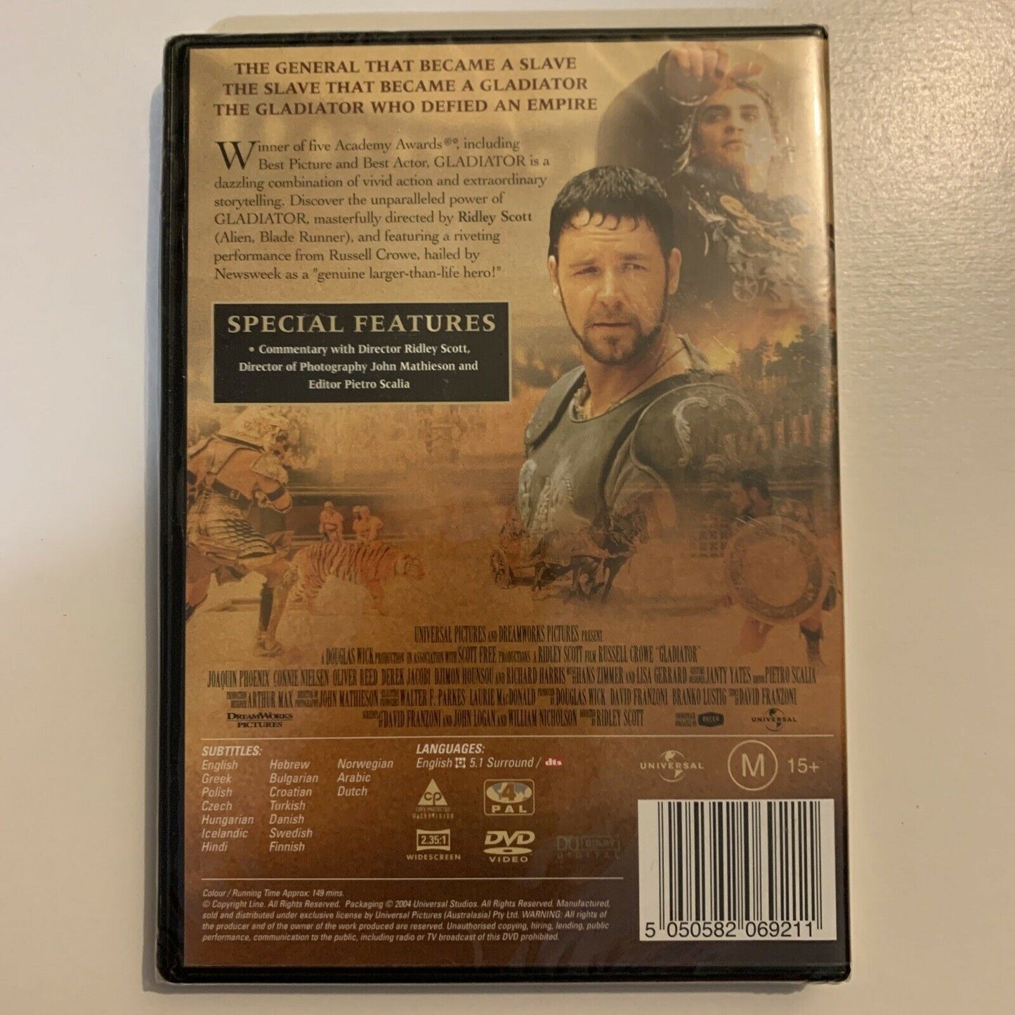 *New Sealed* Gladiator (DVD, 2004) Russell Crowe, Joaquin Phoenix. Region 4