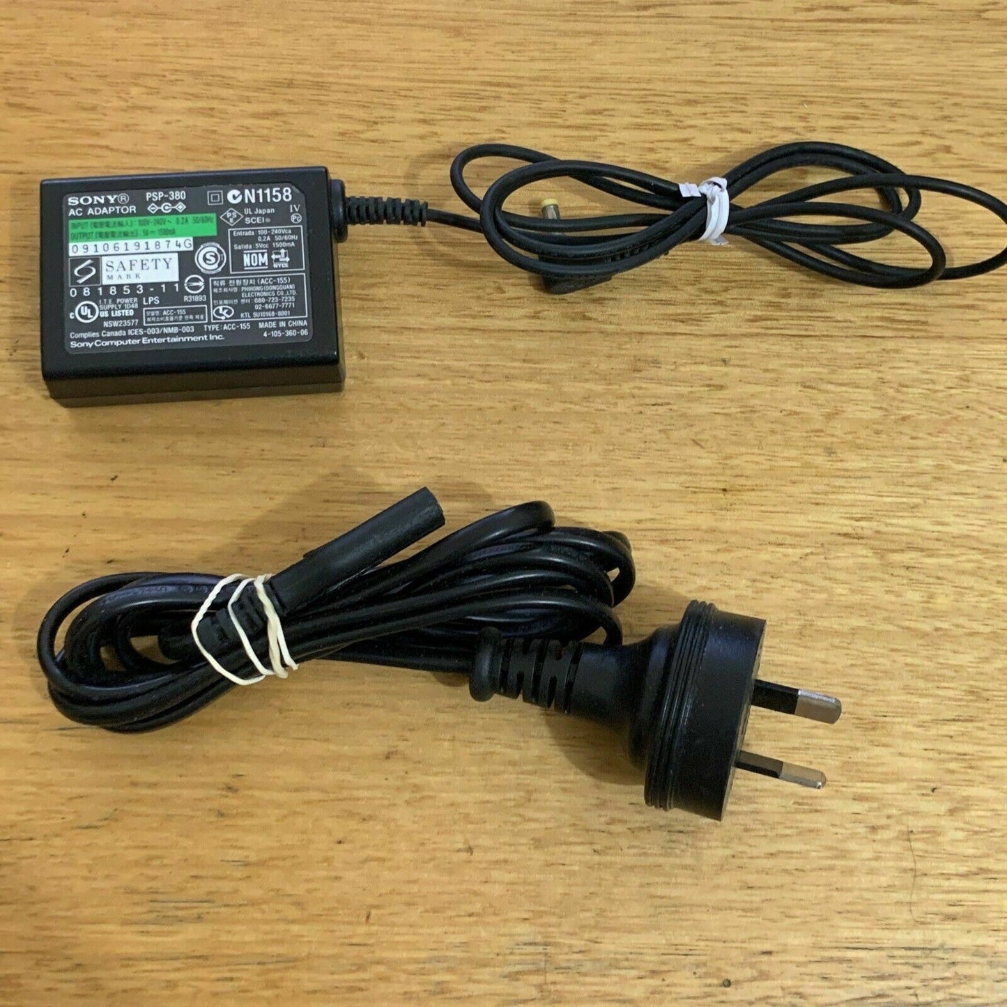 Genuine Sony PSP-380 AC Adaptor 5v 1500mA 100-240V For PSP