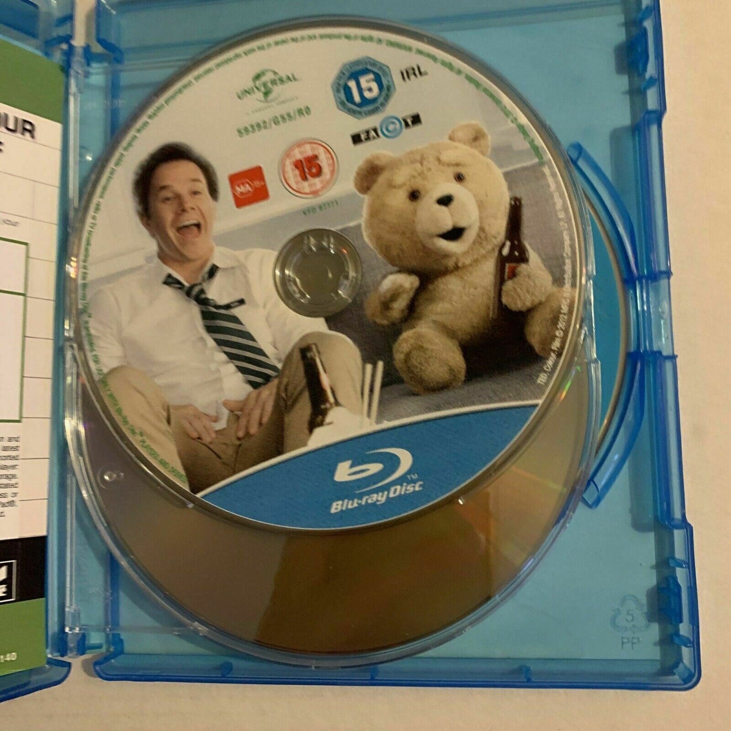 Ted - Extended Edition (Blu-ray, 2012, 3-Disc Set) Region B