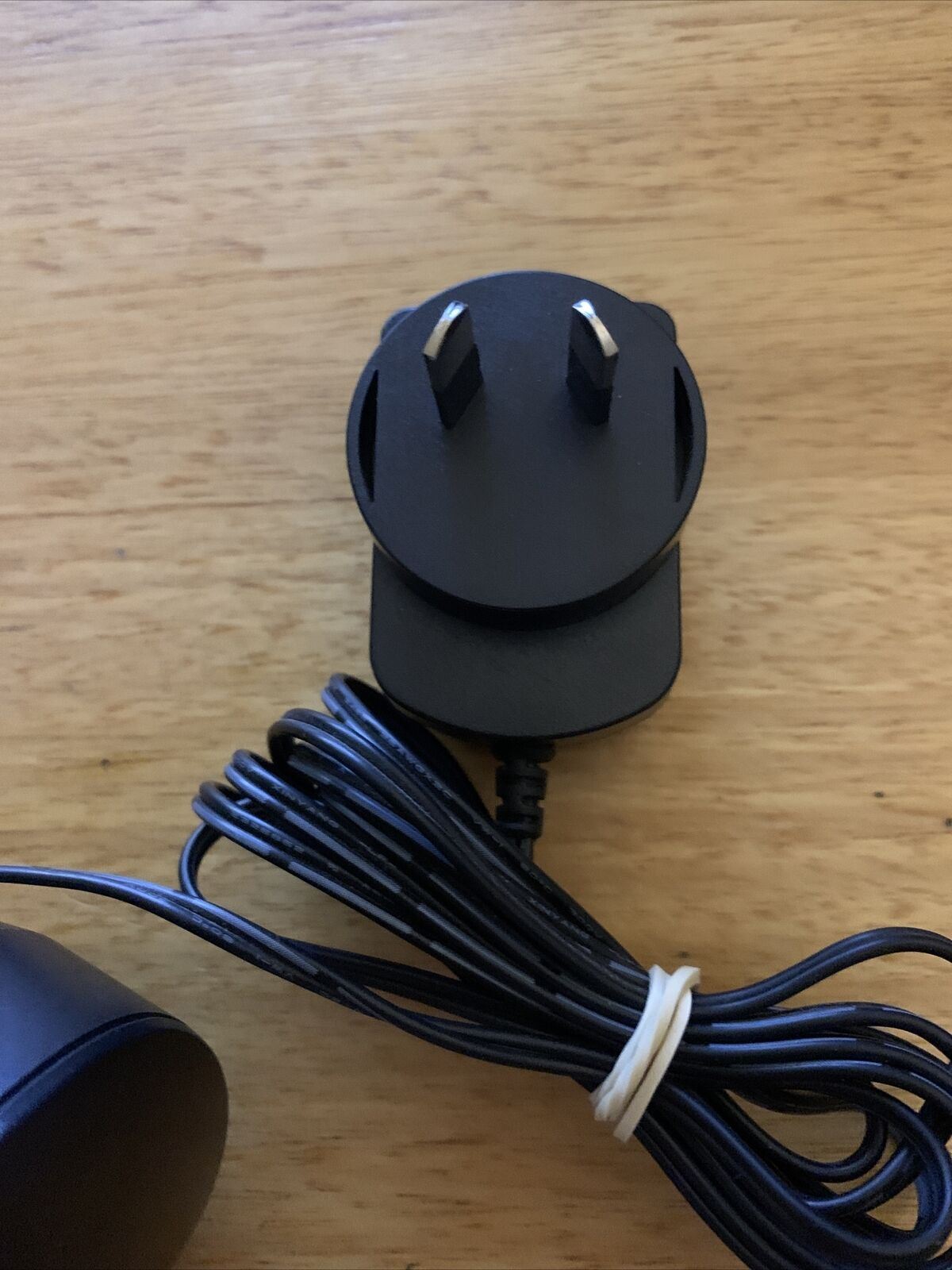 Genuine Telstra 1300 Extension Charger Dock & AC Adaptor