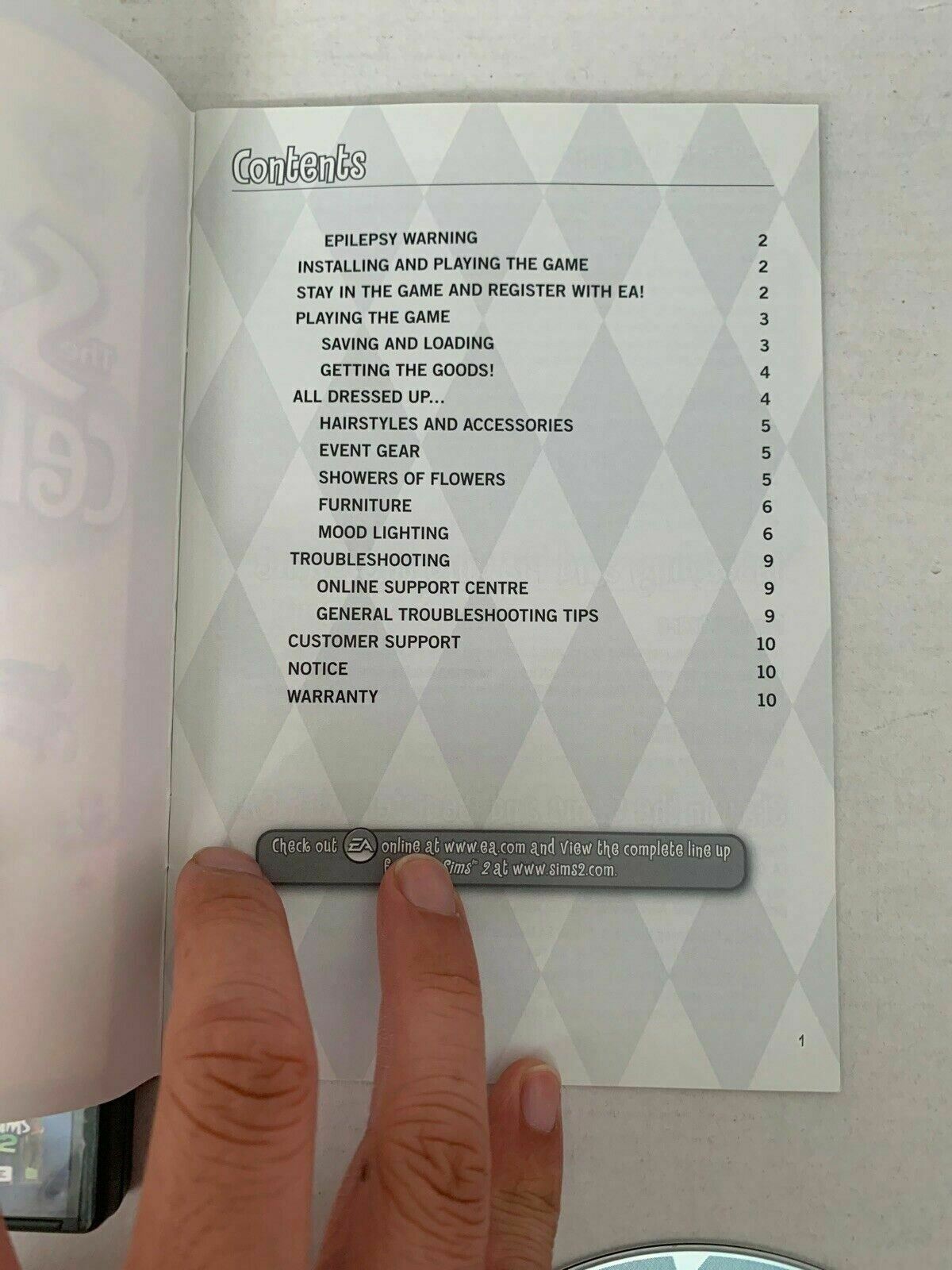 The Sims 2: Celebration Stuff  PC Windows With Manual