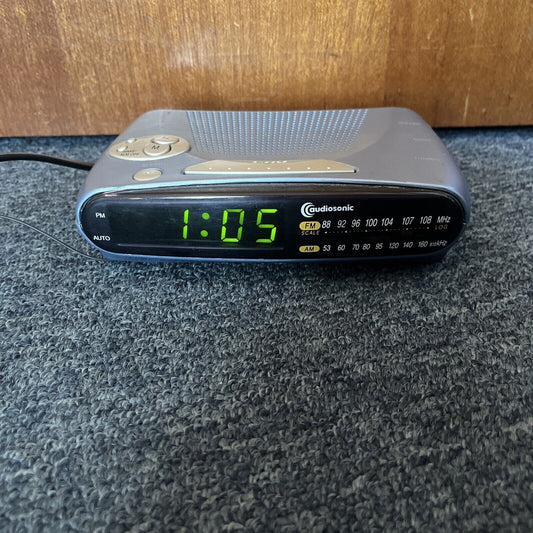 Audiosonic KM-323C Alarm Clock AM/FM Radio