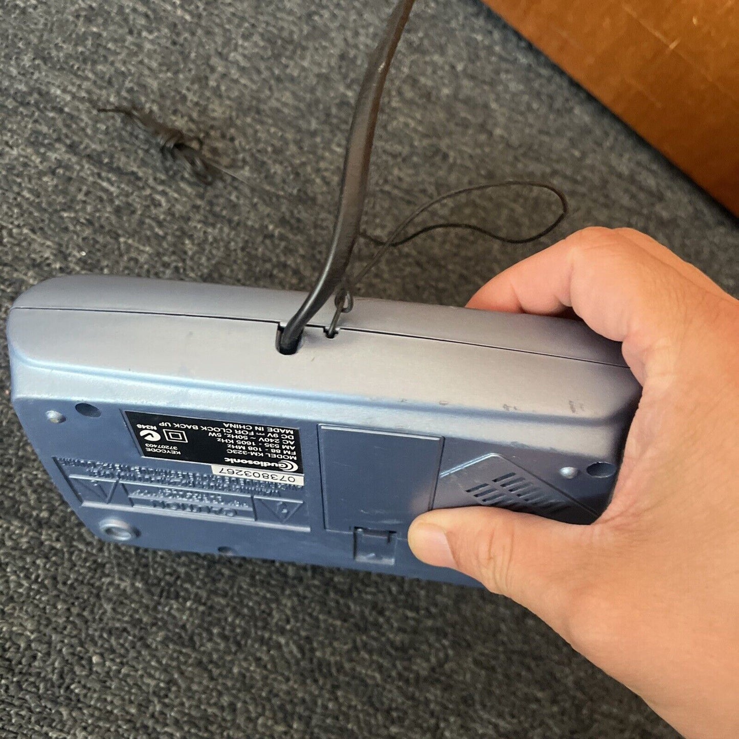 Audiosonic KM-323C Alarm Clock AM/FM Radio