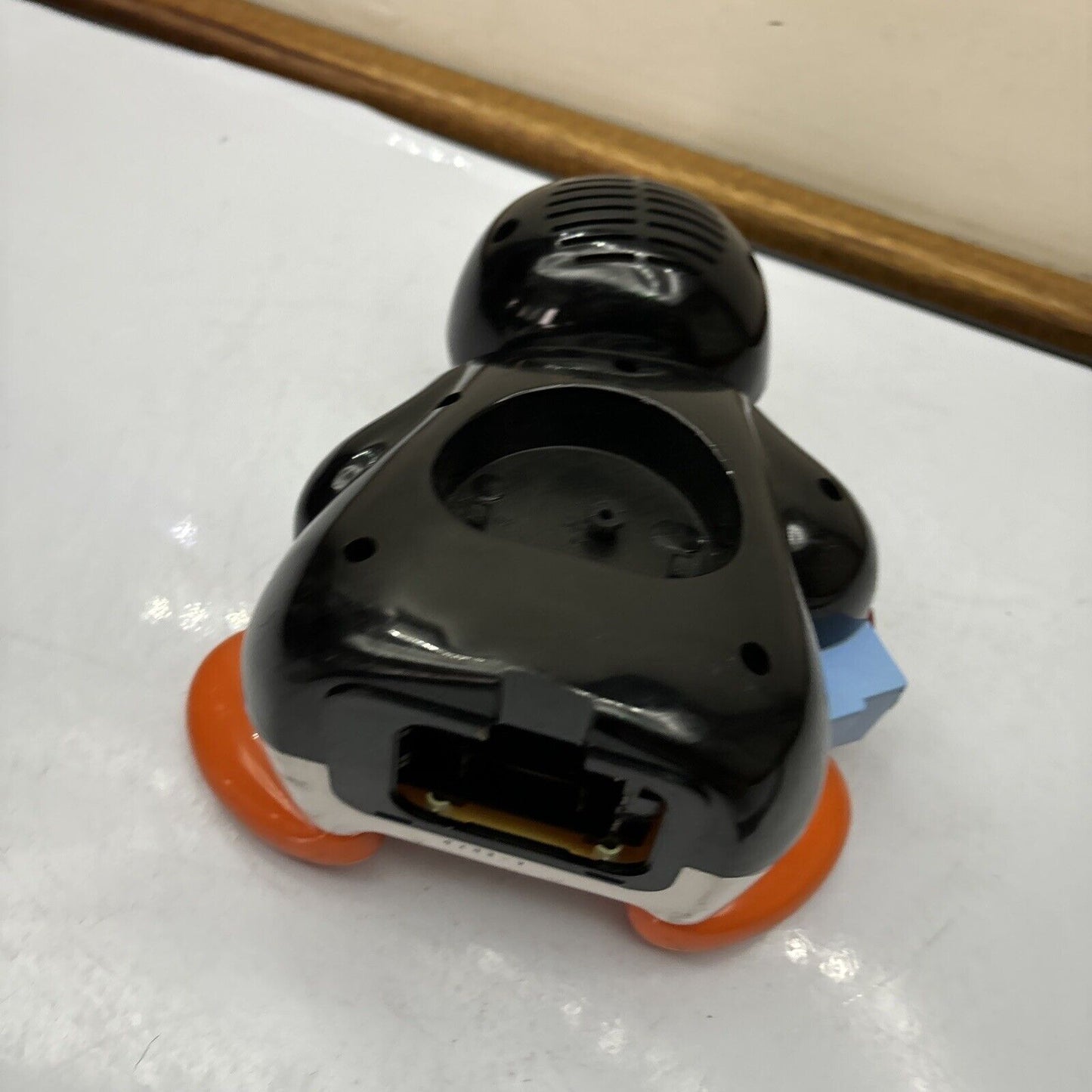 Pingu Table Clock A-KRYD *Not Working - Plays Sound But Clock Not Working*