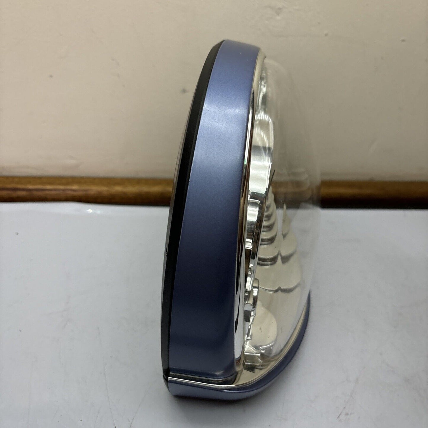 Citizen Quartz Alarm Table Clock 4SE443 *Clock Not Working But Swan Moves*