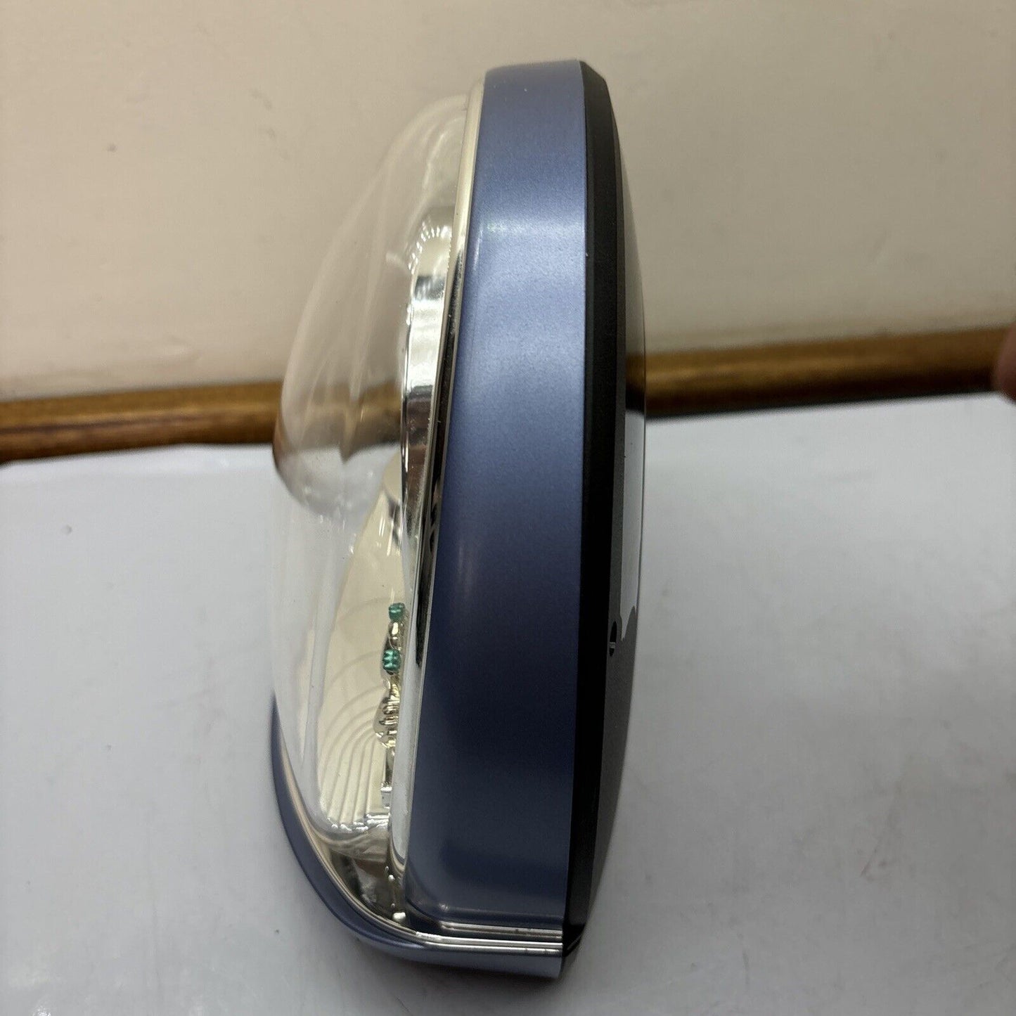 Citizen Quartz Alarm Table Clock 4SE443 *Clock Not Working But Swan Moves*