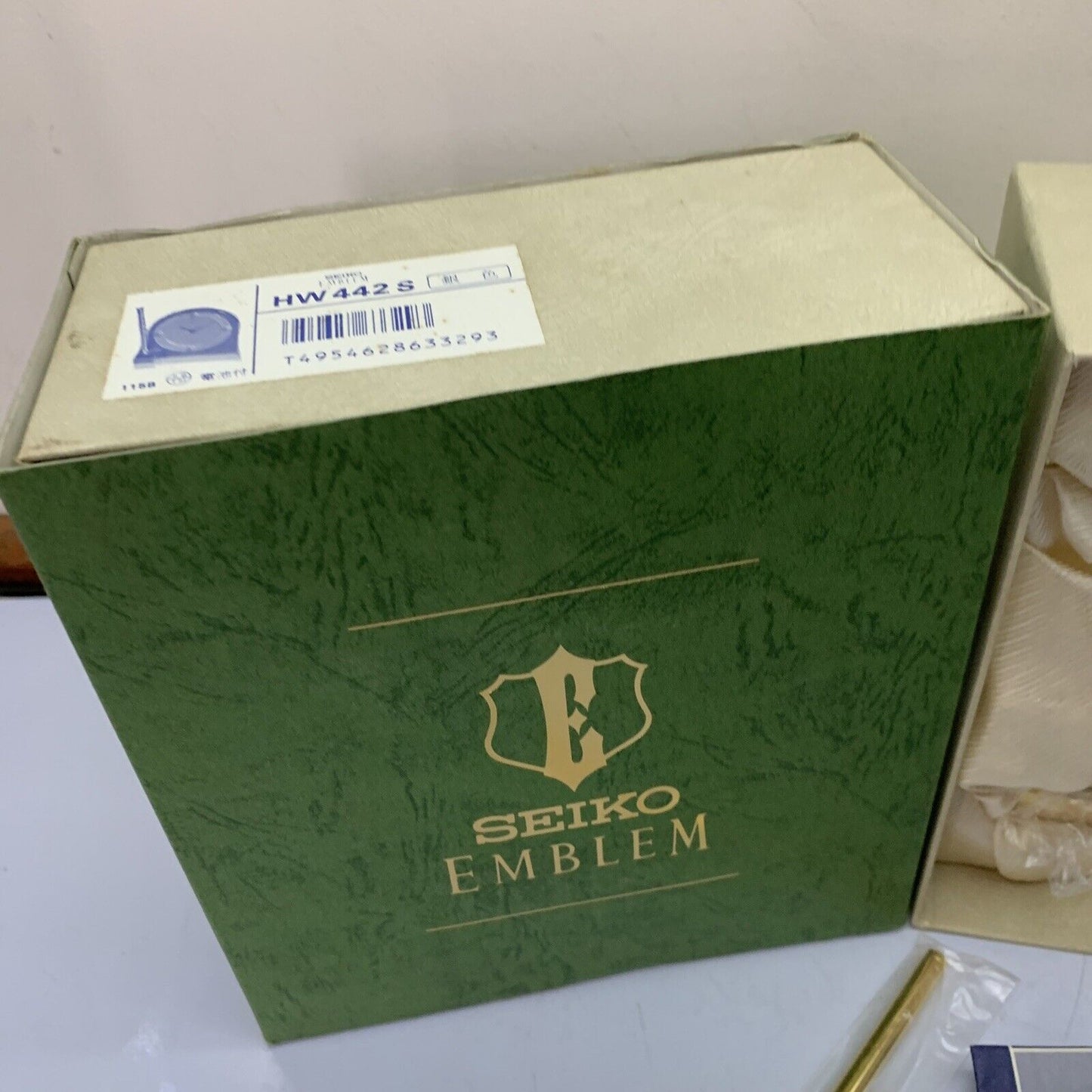 Seiko Emblem Quartz Clock HW442S Made In Japan