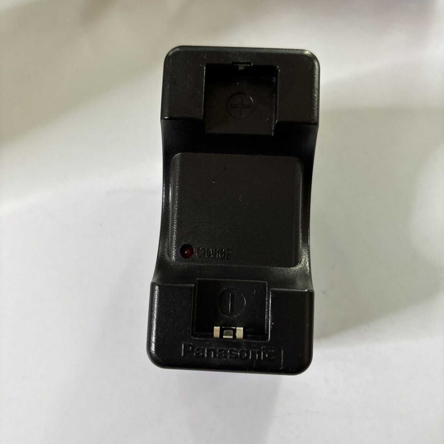 Panasonic RFEB103 Charger 100v  *Works Only In USA Or Japan Not Australia*