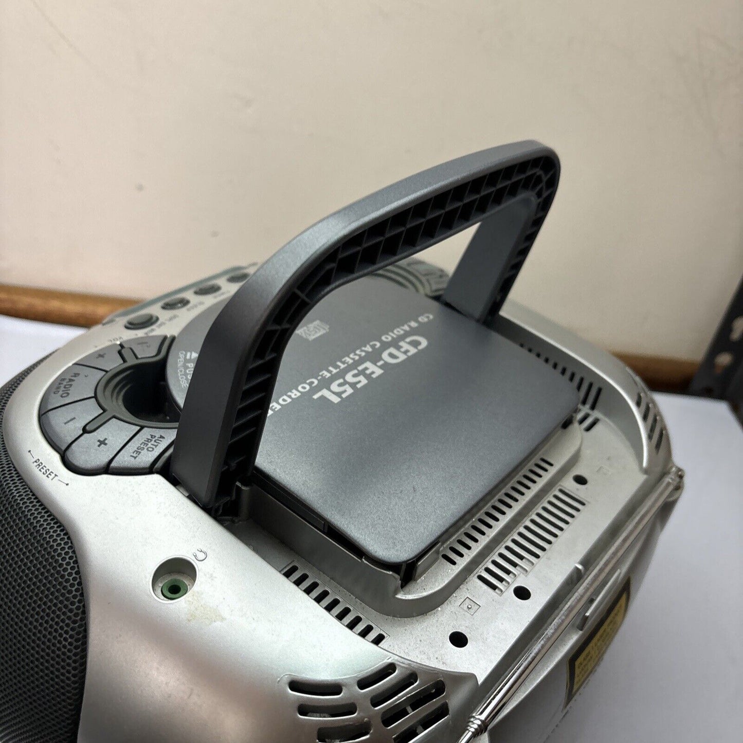 Sony CD Radio Cassette-Corder CFD-E55L  *Tape Works But Has Static Sound*
