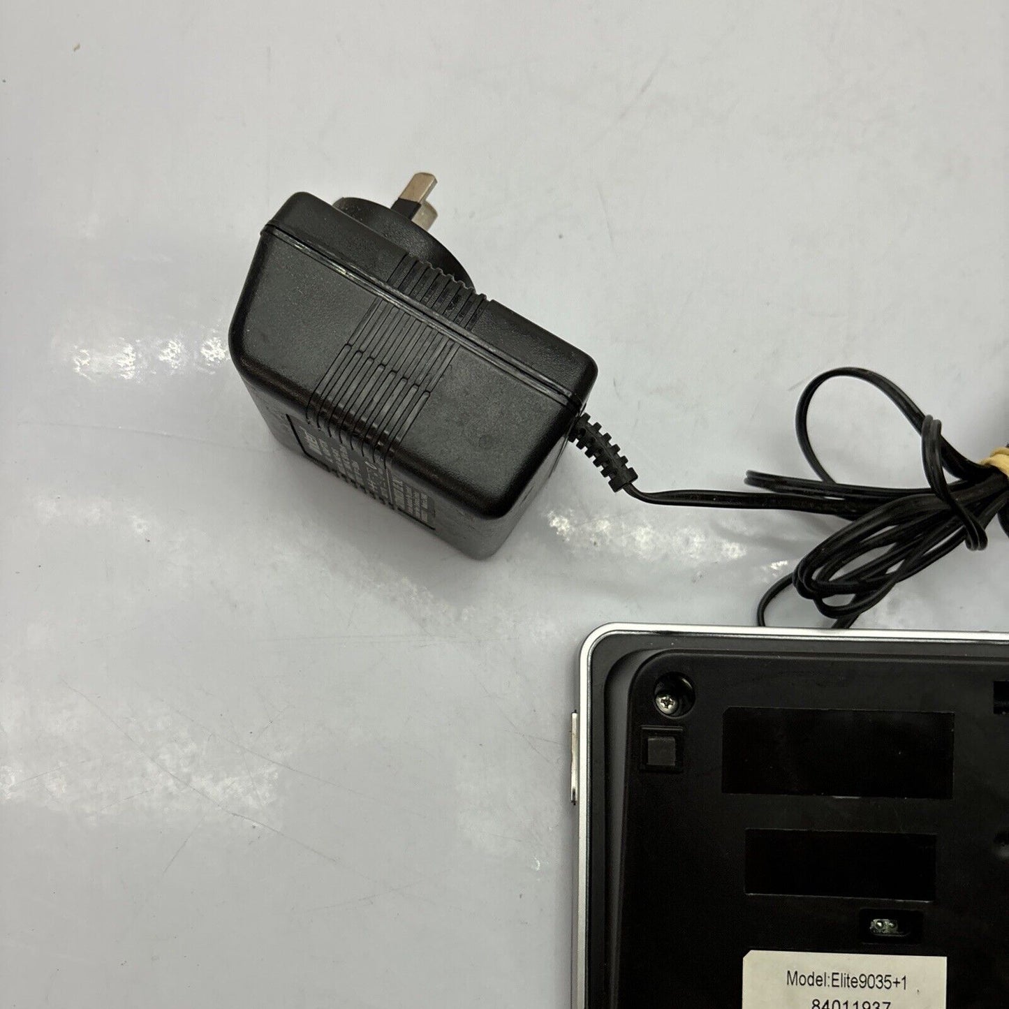 Uniden Handset Charger & Answering Machine Elite 9035+1 *No Handset*