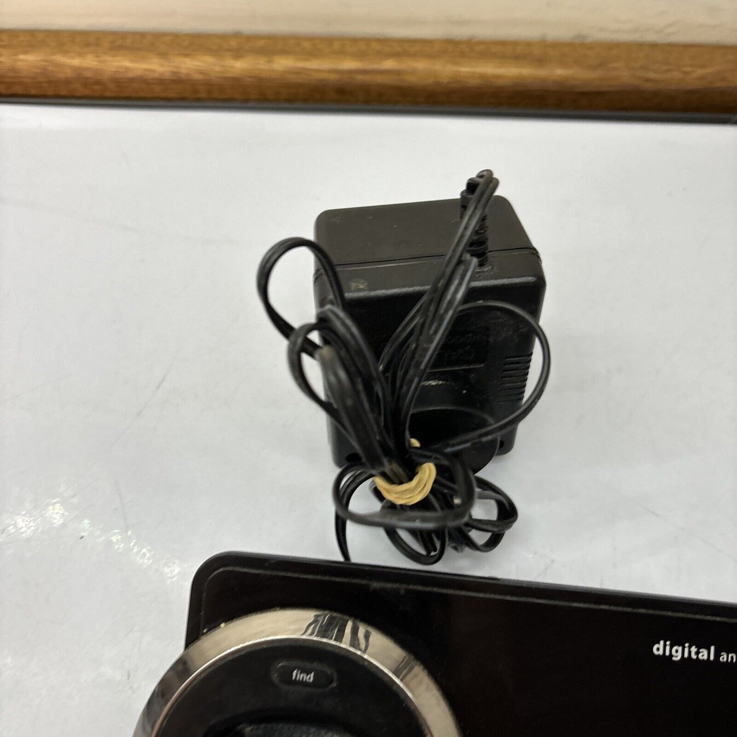 Uniden Handset Charger & Answering Machine Elite 9035+1 *No Handset*