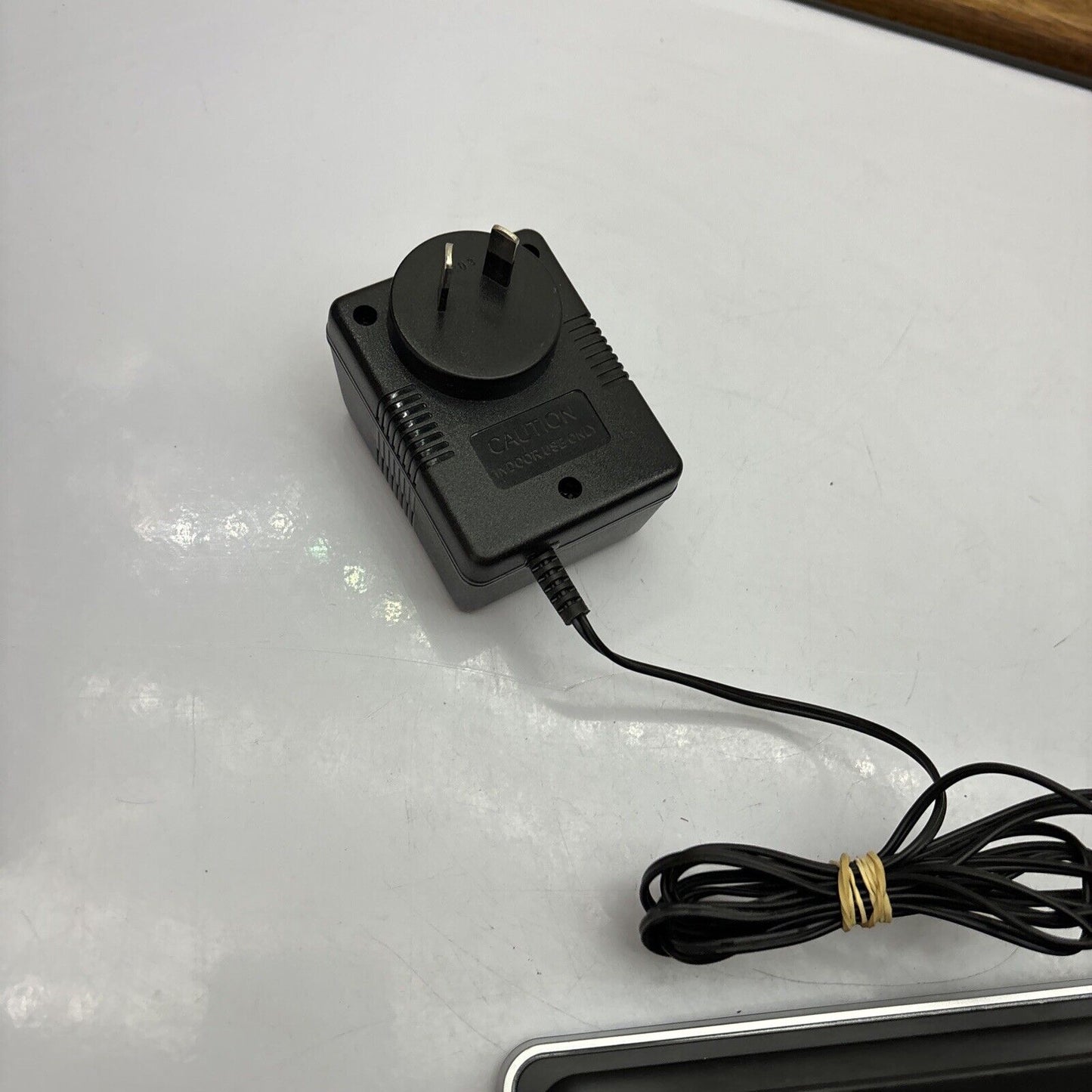 Uniden Elite9035+1 Charging Base & Adapter Answering Machine *No Handset*