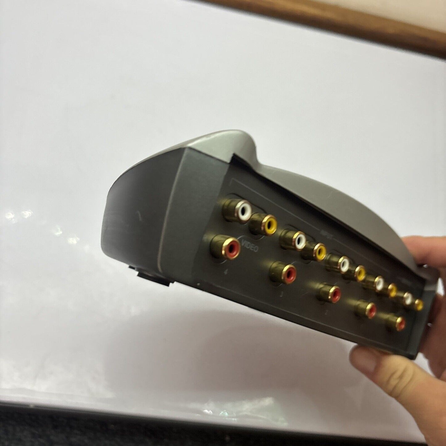 Crest 4-Way Audio Video Selector SWV4