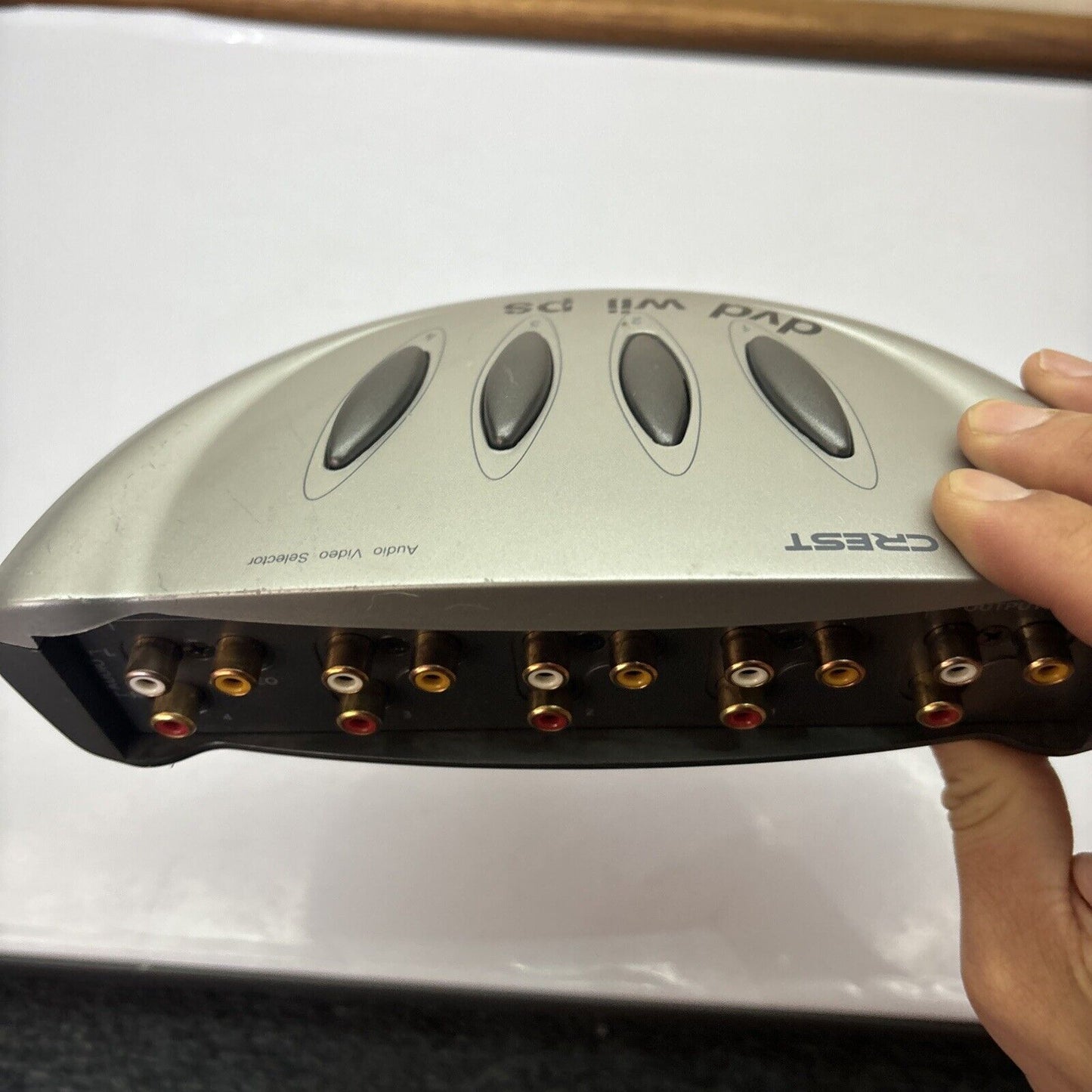 Crest 4-Way Audio Video Selector SWV4