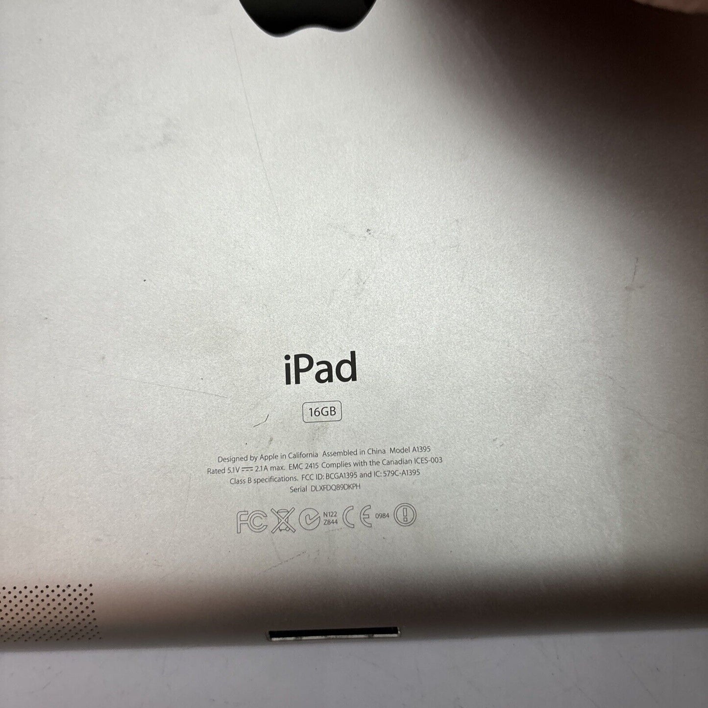 Apple iPad 2 16gb A1395 *Locked - for parts or repair*