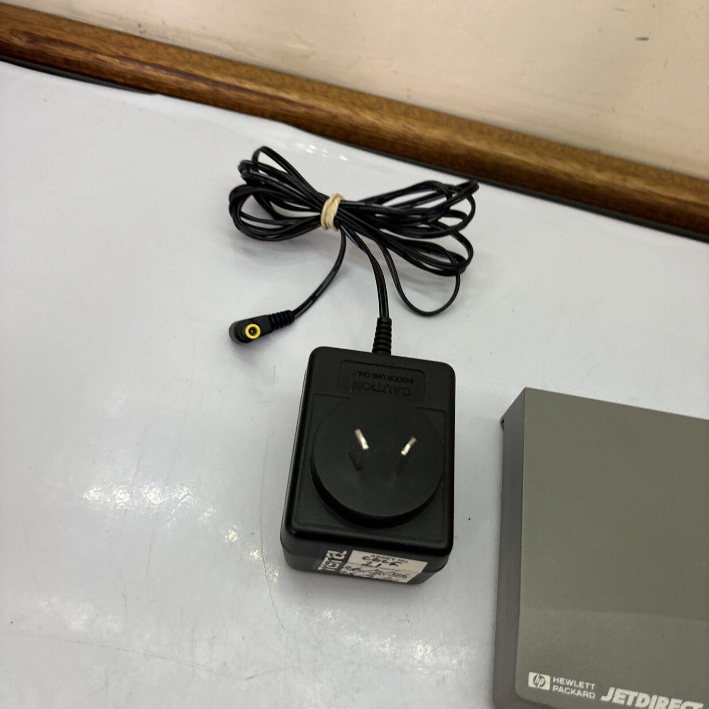 HP Hewlett Packard JetDirect 300X Print Server Parallel Ethernet Port