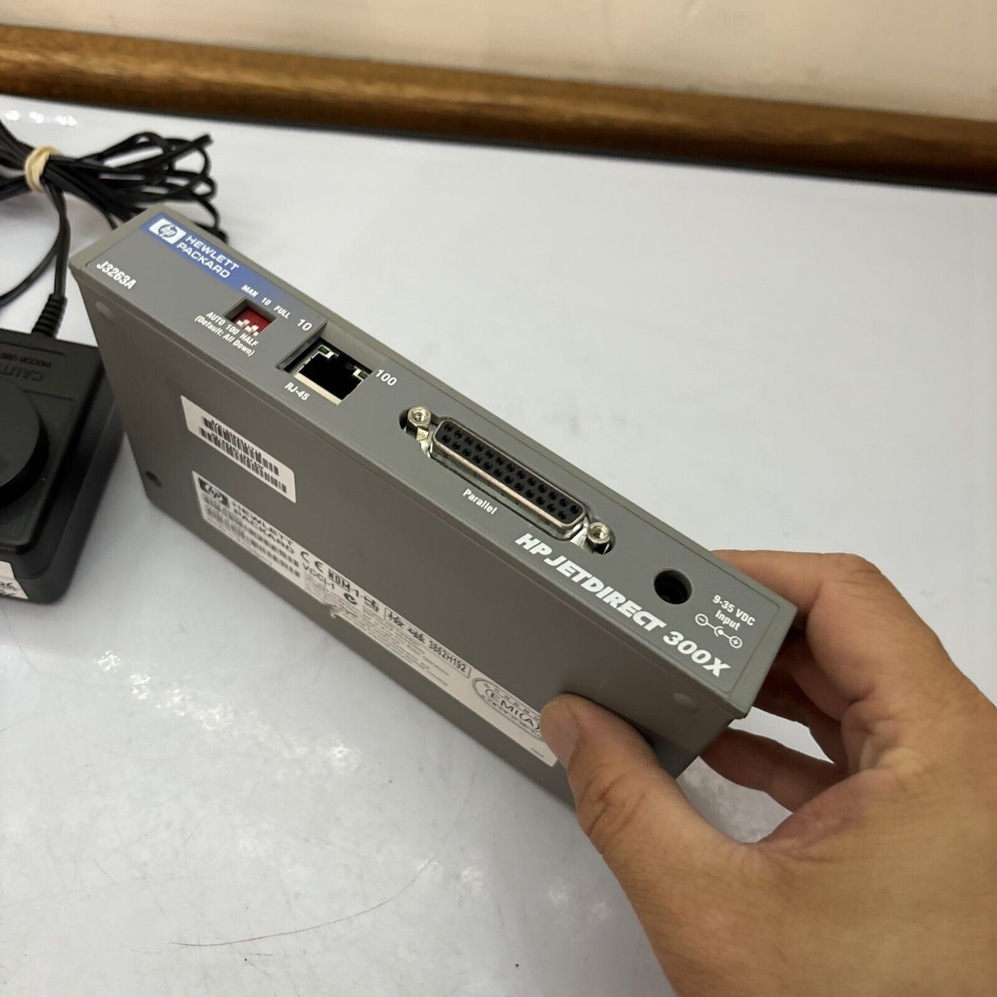 HP Hewlett Packard JetDirect 300X Print Server Parallel Ethernet Port