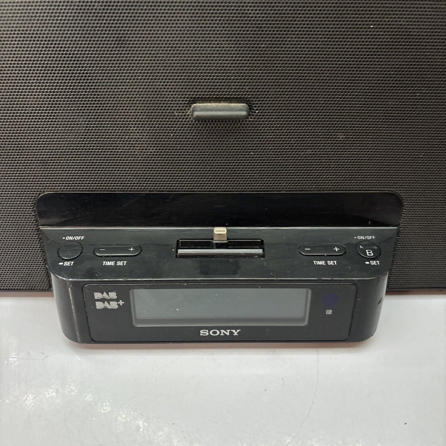 Sony Dream Machine XDR-DS16iPN DAB+ FM Radio Audio System *iPod Port Not Working