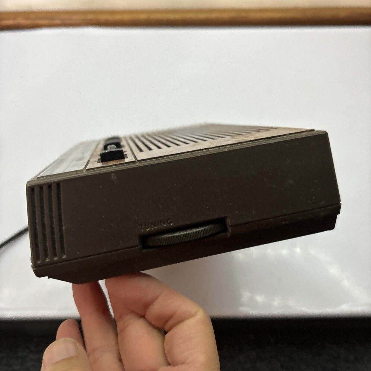 General Electric GE 7-4624 Alarm Clock FM/AM Radio *Buzzing Sound - For Parts*