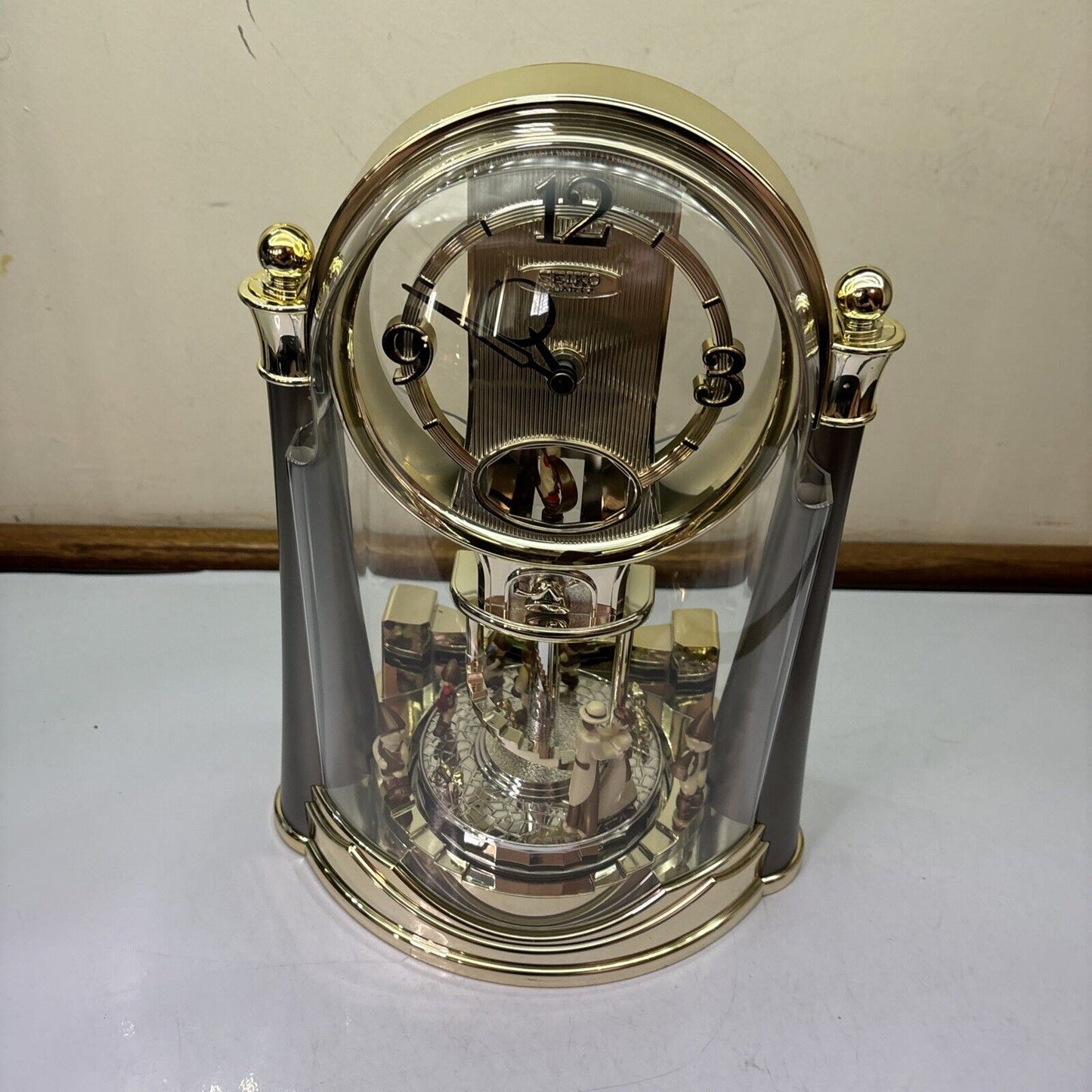 Seiko Desk Quartz Clock With Lovers And Dwarves BY620