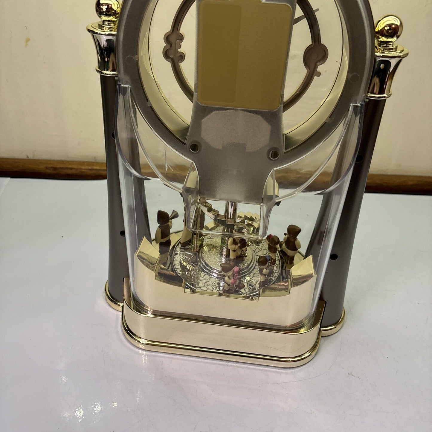 Seiko Desk Quartz Clock With Lovers And Dwarves BY620