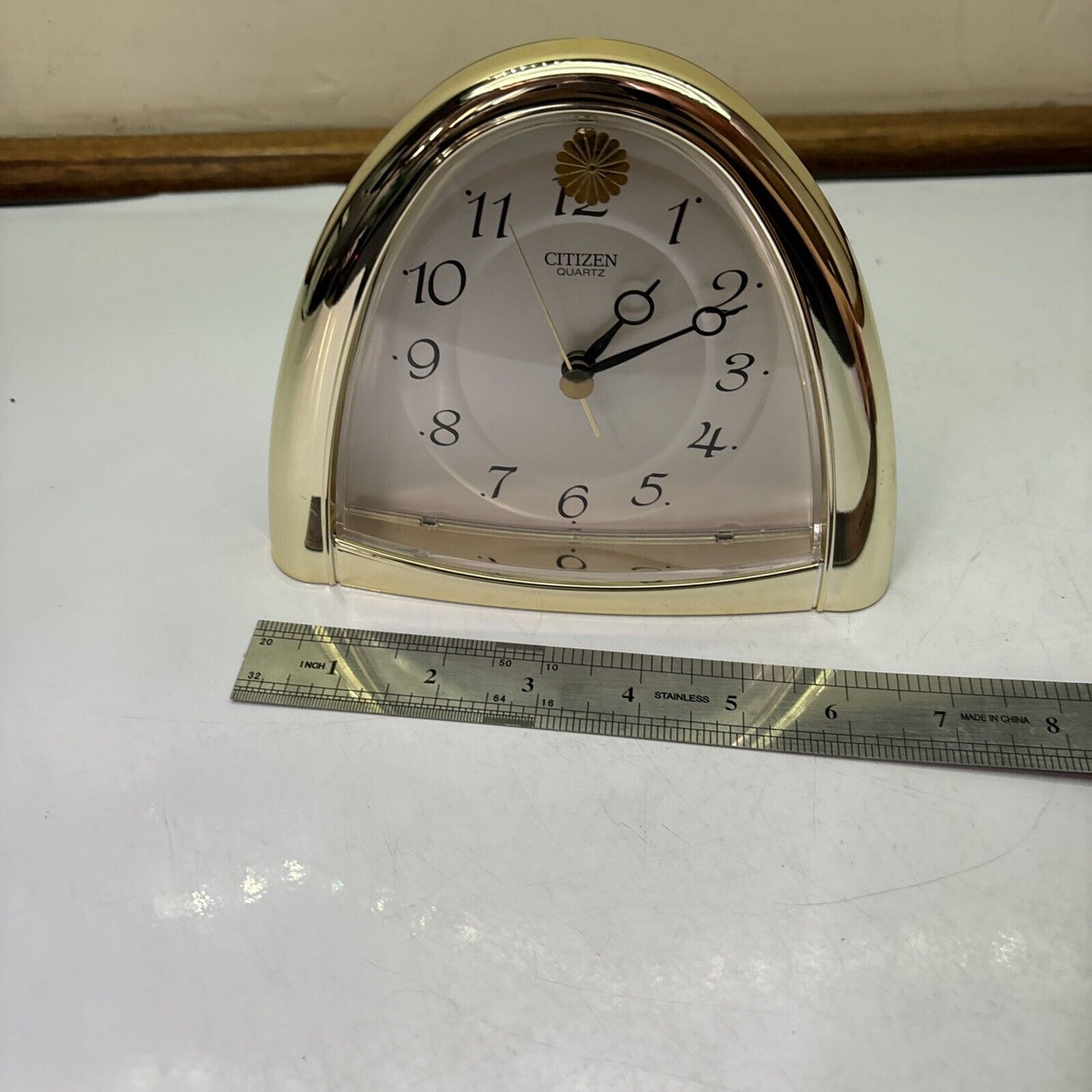 Citizen Table Quartz Clock 4rg581-0 A0184n