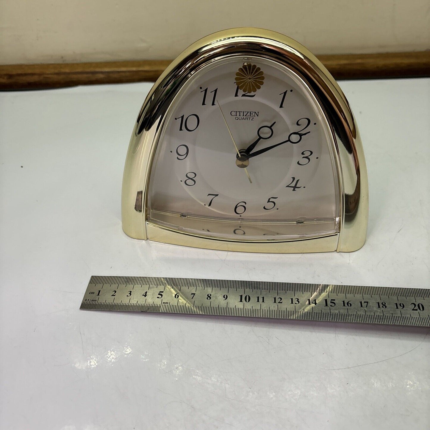 Citizen Table Quartz Clock 4rg581-0 A0184n