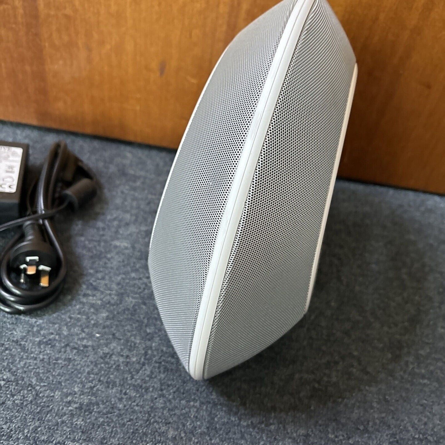 JBL Radial High-Performance Loudspeaker Dock for iPod 30-Pin Dock 700-0050