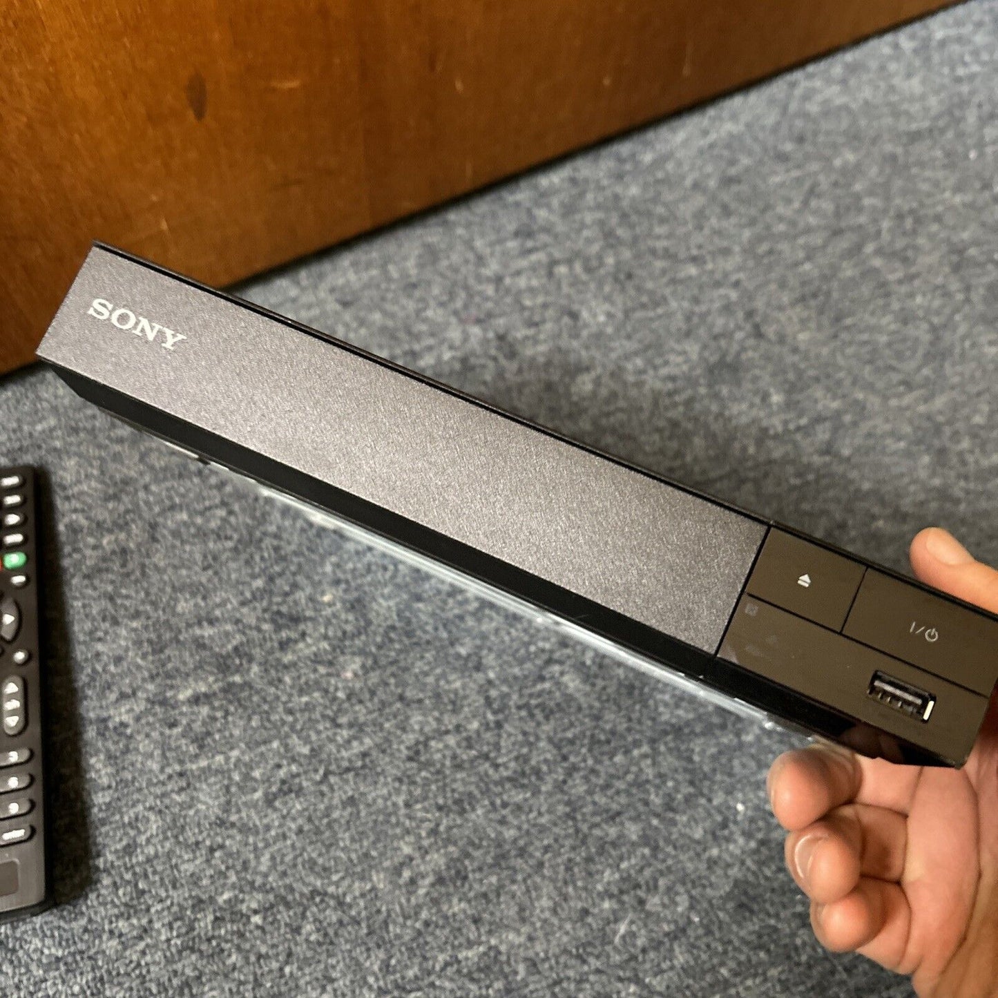 Sony Bluray DVD Player BDP-S1500 With Remote Region B & 4