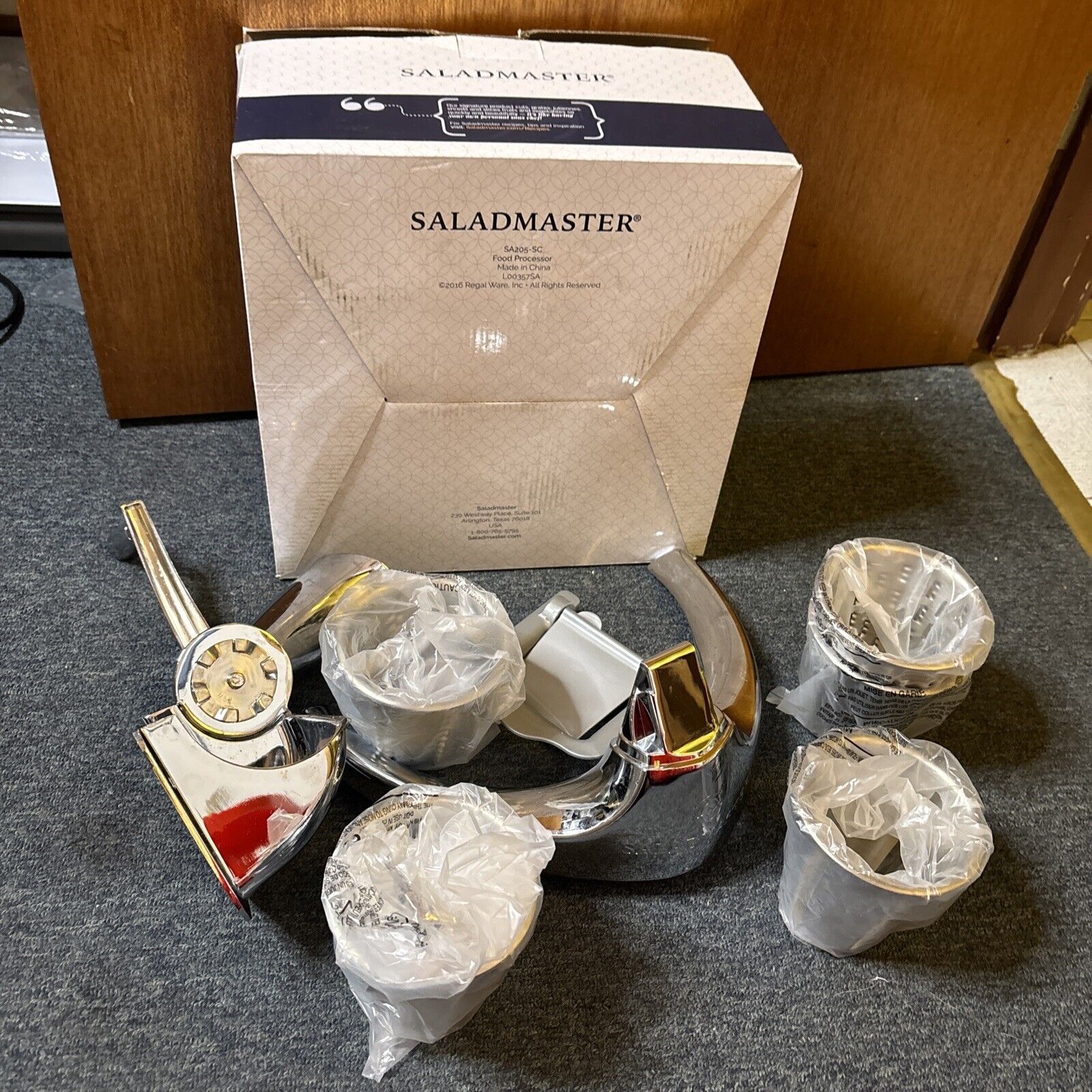 SALADMASTER SA205-SC フードプロセッサー 未使用品 □未使用□SALADMASTER SA205-SC フードプロセッサー サラダマスター