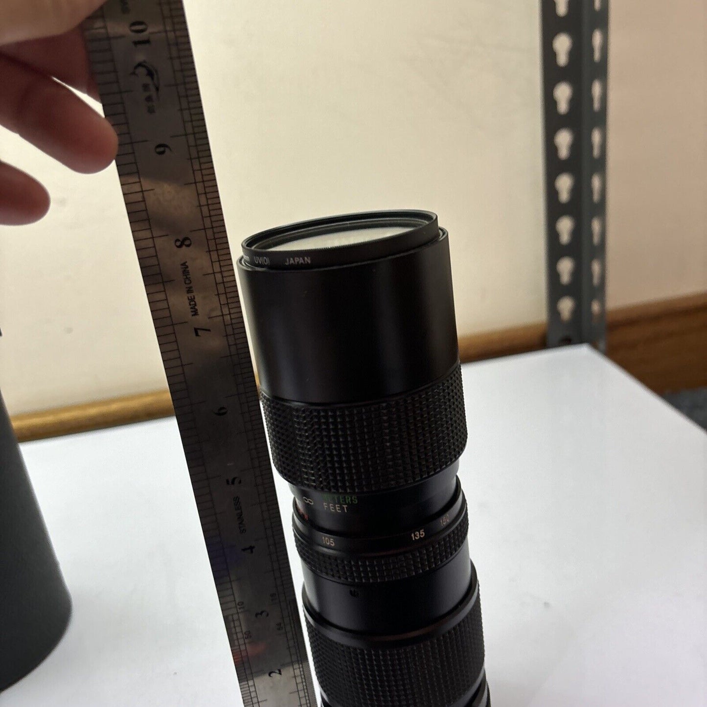 Vivitar 85-205mm 1-3.8 Close Focusing Auto Zoom 58mm No. 22623084