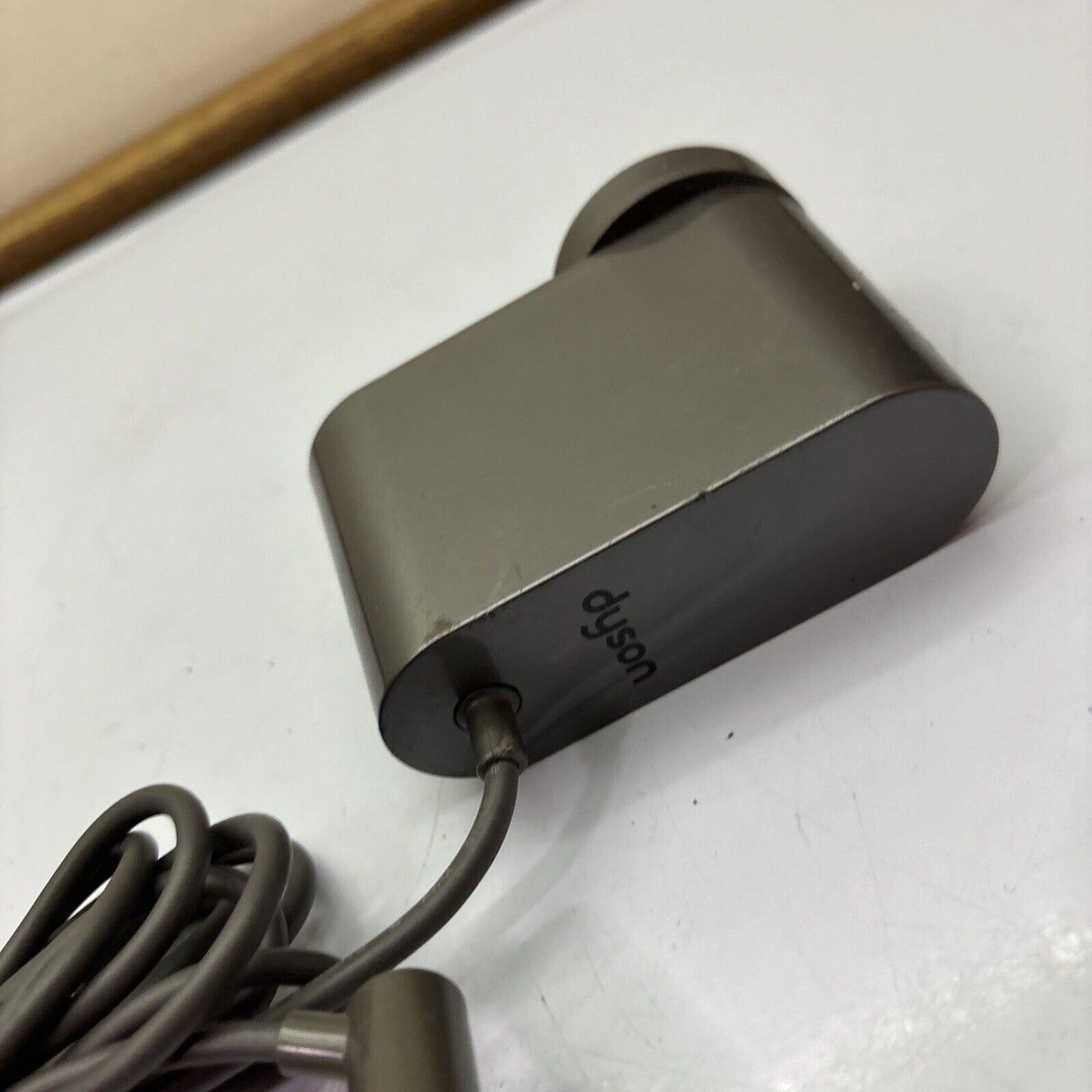 Genuine Dyson Battery Charger 205720-05 25.1V 780mA