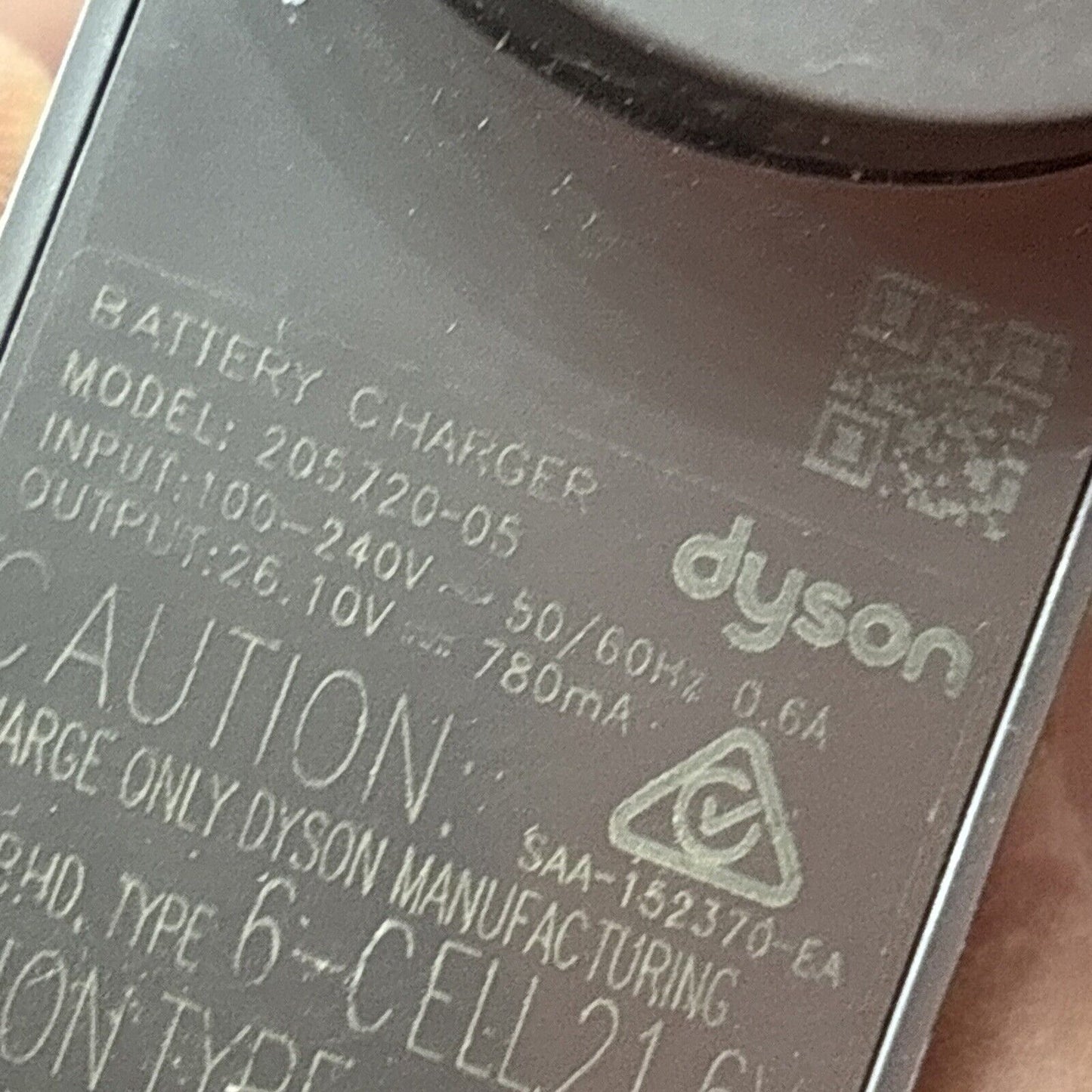 Genuine Dyson Battery Charger 205720-05 25.1V 780mA