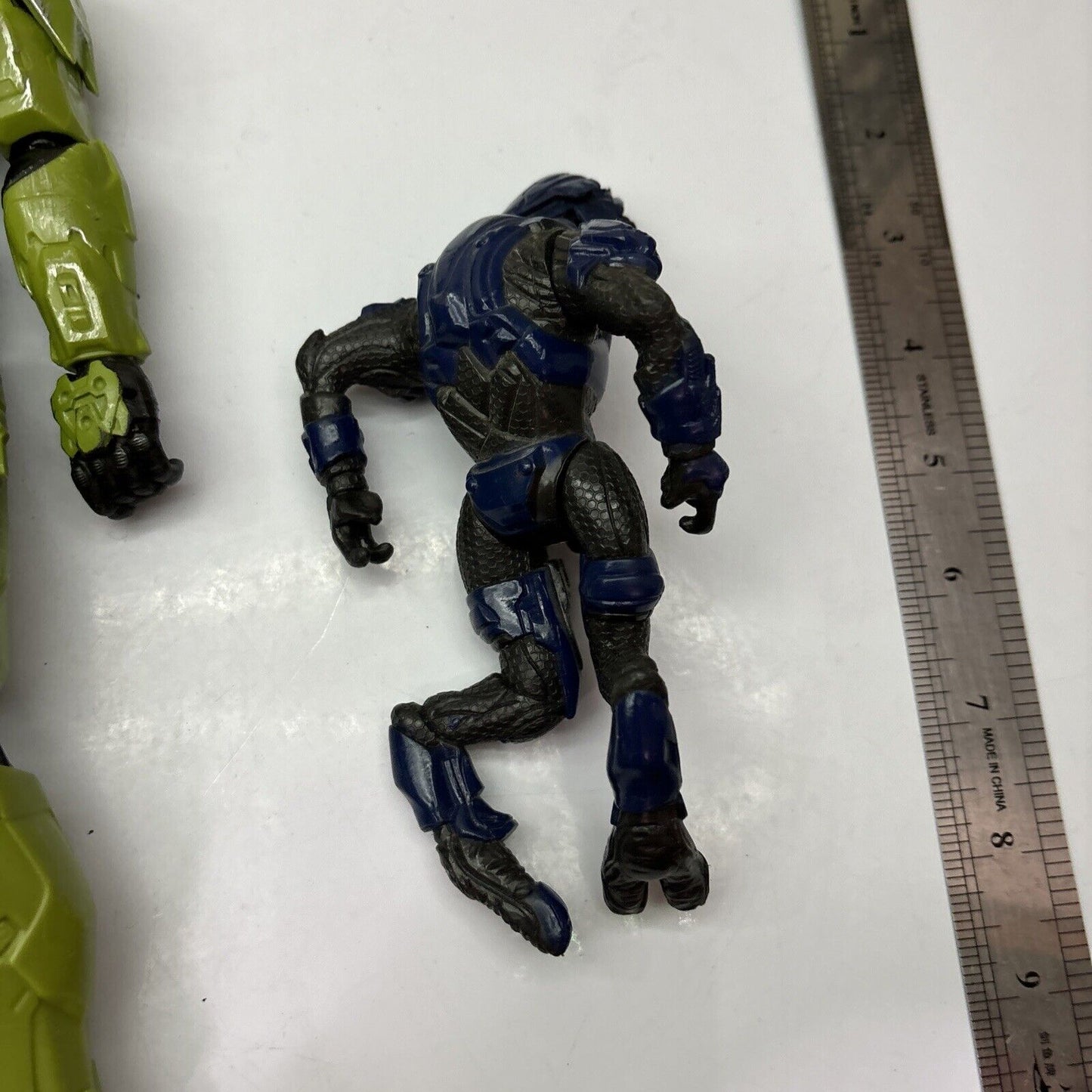 Halo Master Chief 12" & 7" Covenant Elite Minor Figure