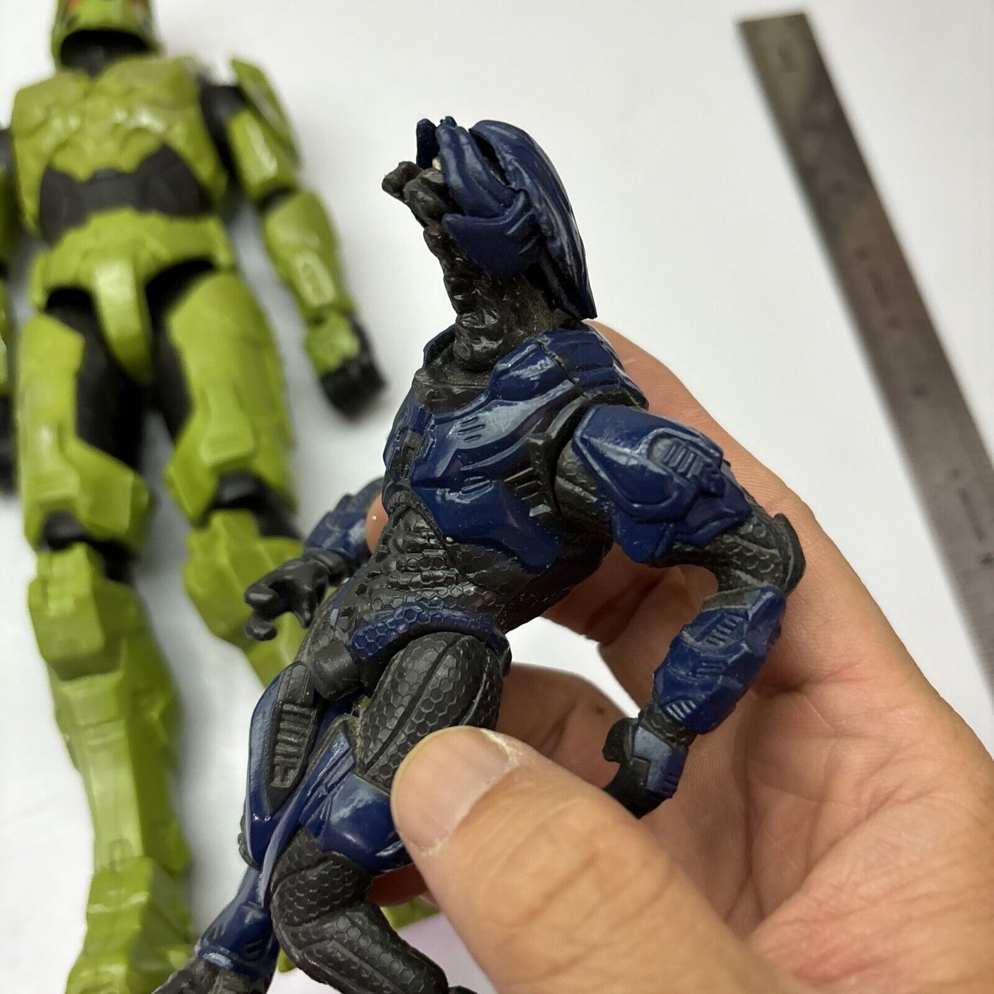 Halo Master Chief 12" & 7" Covenant Elite Minor Figure