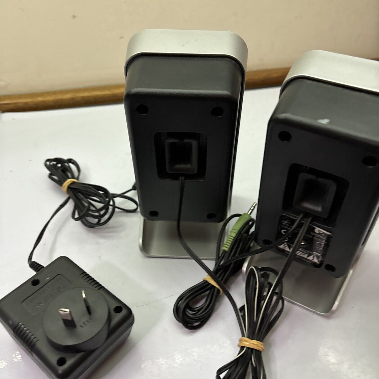 Logitech Multimedia Stereo Speaker S-00035 3.5mm Jack