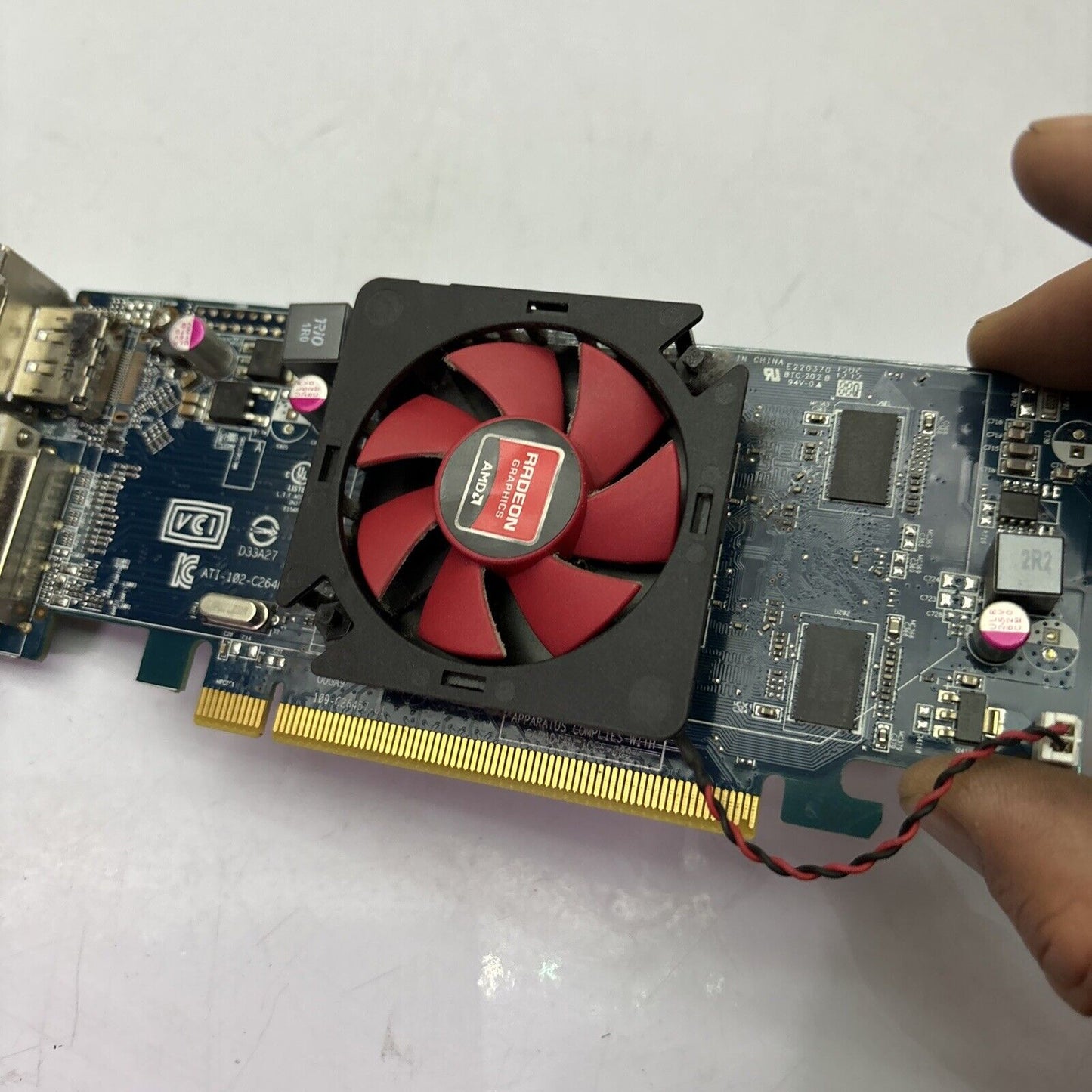 AMD Radeon Low Profile ATI-102-C26405 (B) HD7470 1GB 1024MB Graphics Card 02FVV6