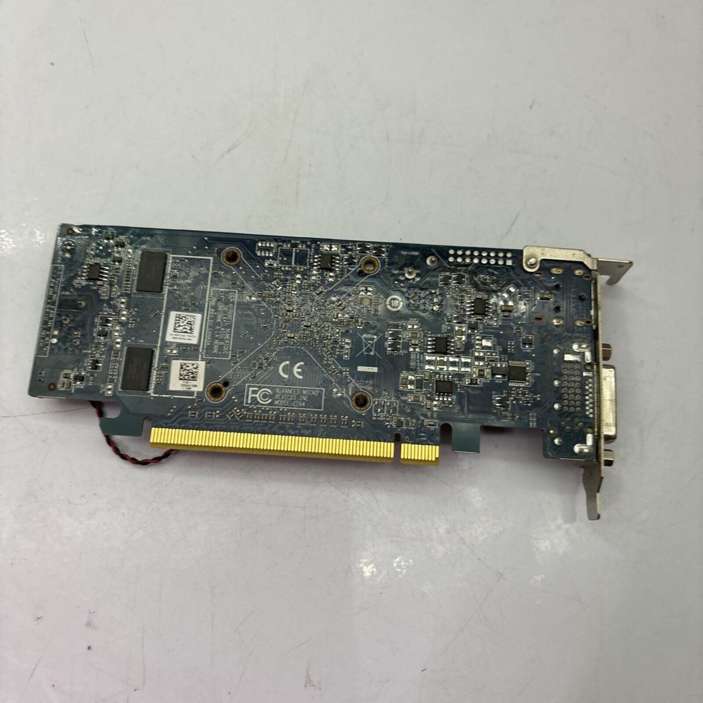 AMD Radeon Low Profile ATI-102-C26405 (B) HD7470 1GB 1024MB Graphics Card 02FVV6