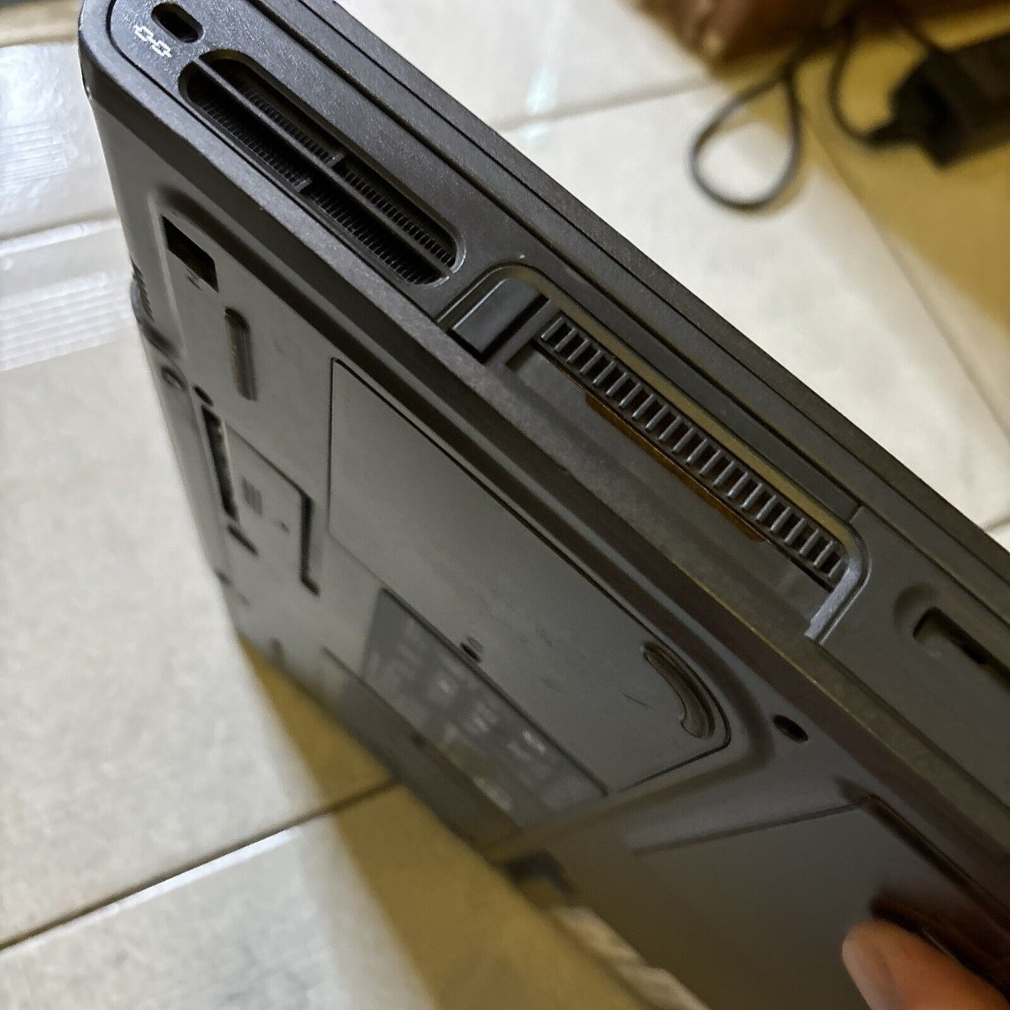 Compaq Evo N1000C 30gb HDD 768mb RAM 3.5" Floppy CD Drive *For Parts Or Repair*