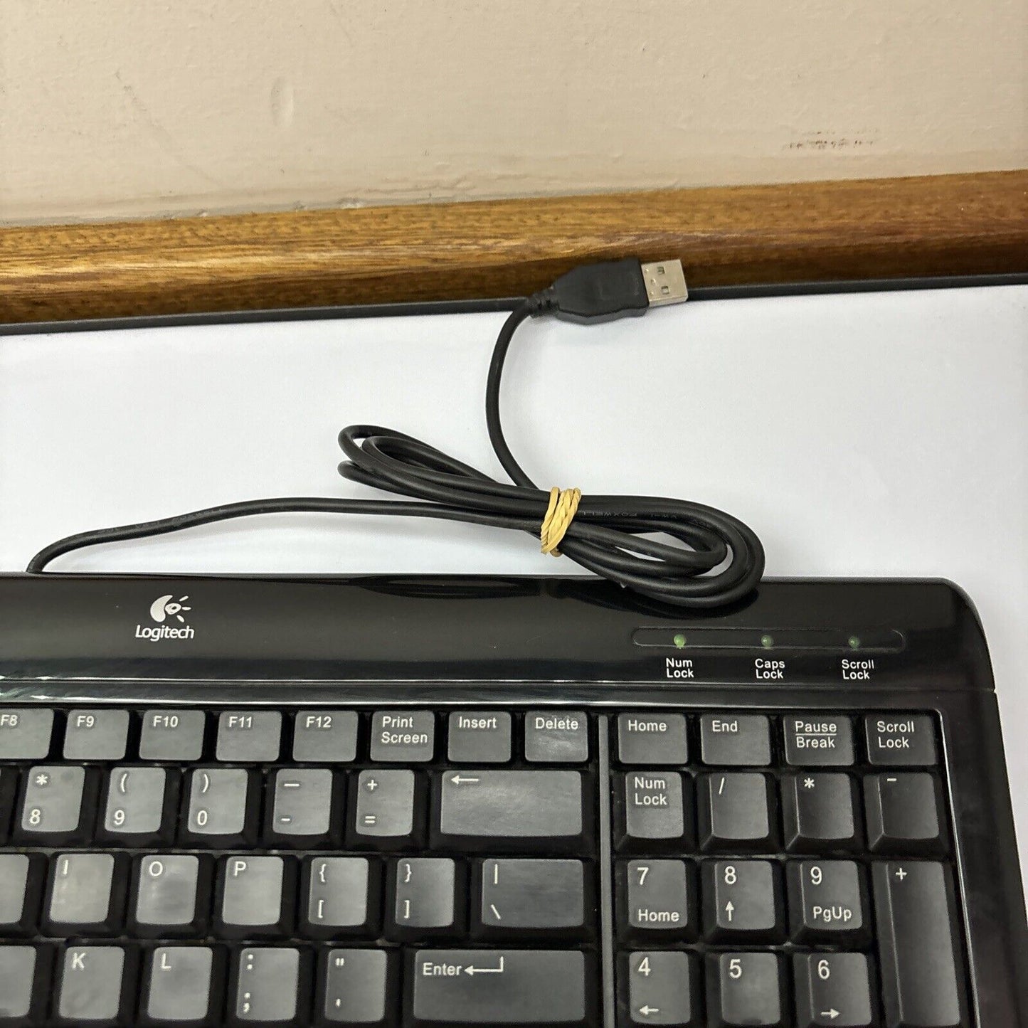 Logitech Ultra Flat Keyboard USB & Logitech USB Mouse Y-BP62A M-U0005
