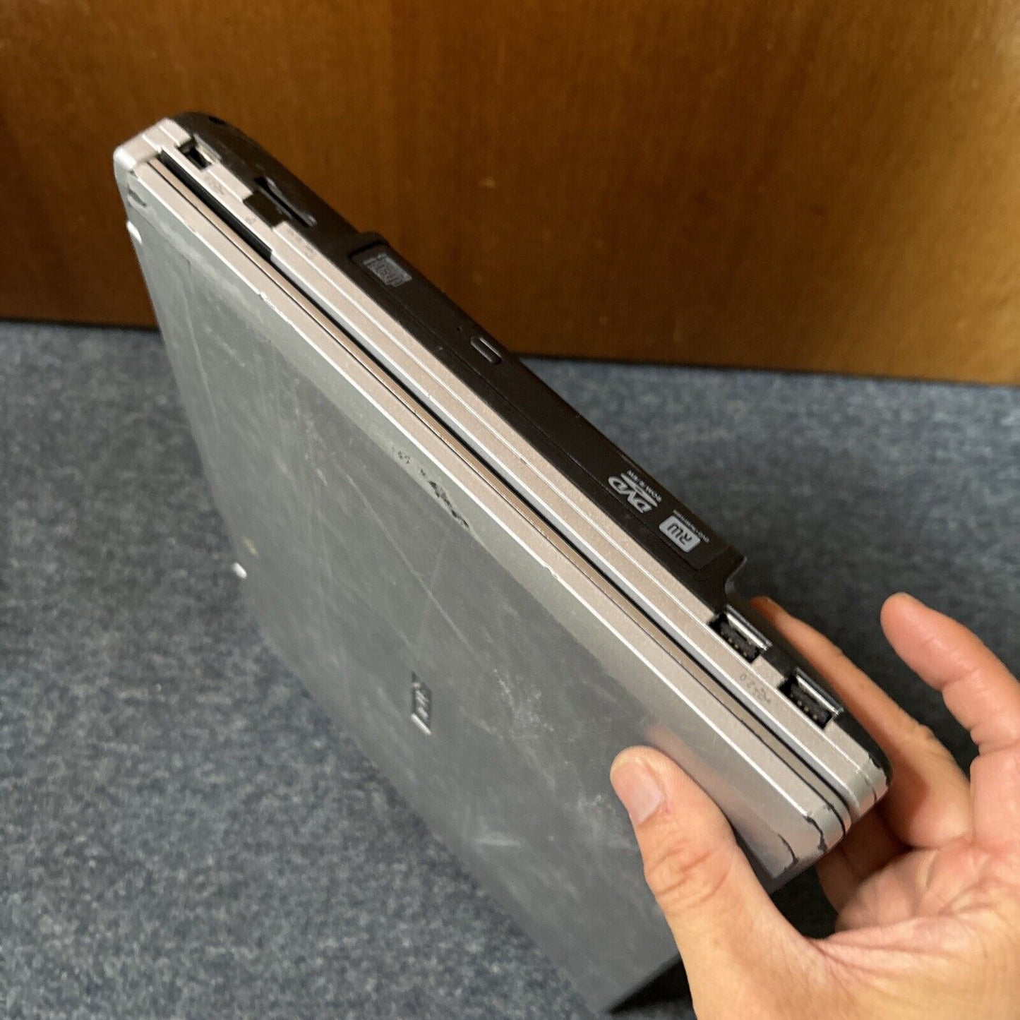 Asus A2500D 512mb RAM 60gb HDD Laptop DVD Drive *Requires Battery Replacement*