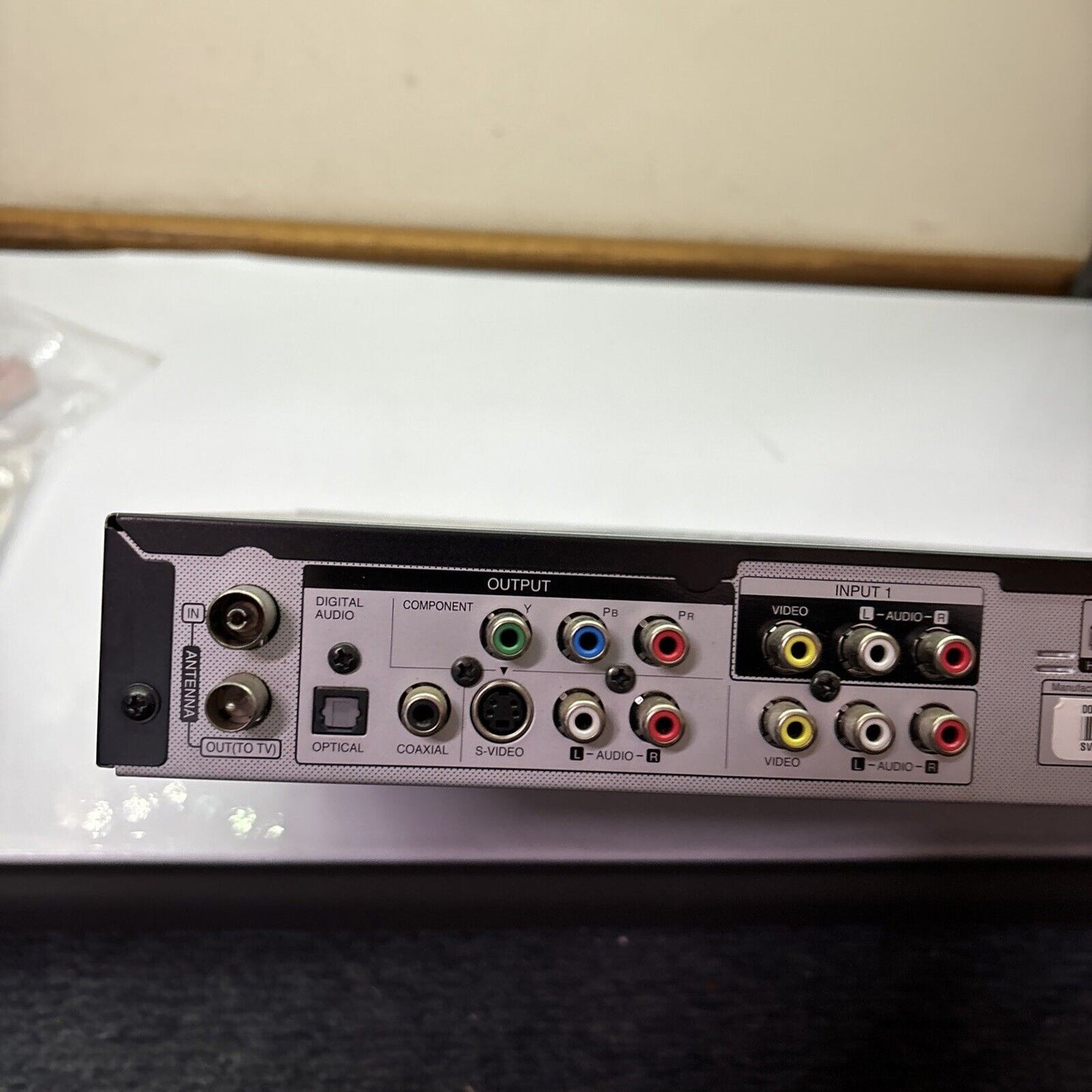 LG DVB-T HDD DVD Recorder Player TV Tuner RH397D 160GB HDD Region 4